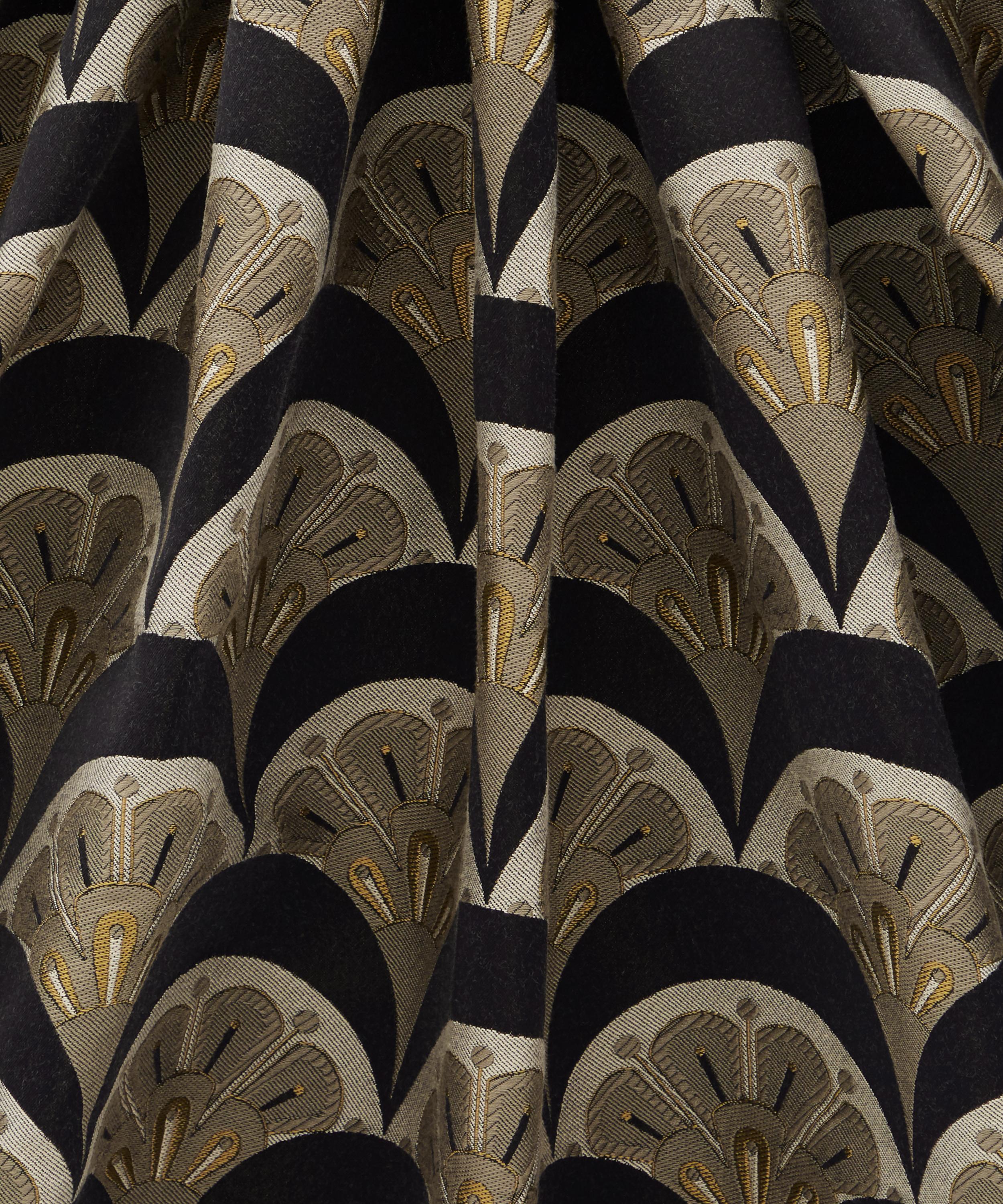 Liberty Interiors - Deco Scallop Multi Jacquard in Pewter Dark image number 2