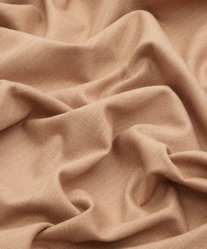 Liberty Interiors - Plain Lustre Linen in Ointment image number 3