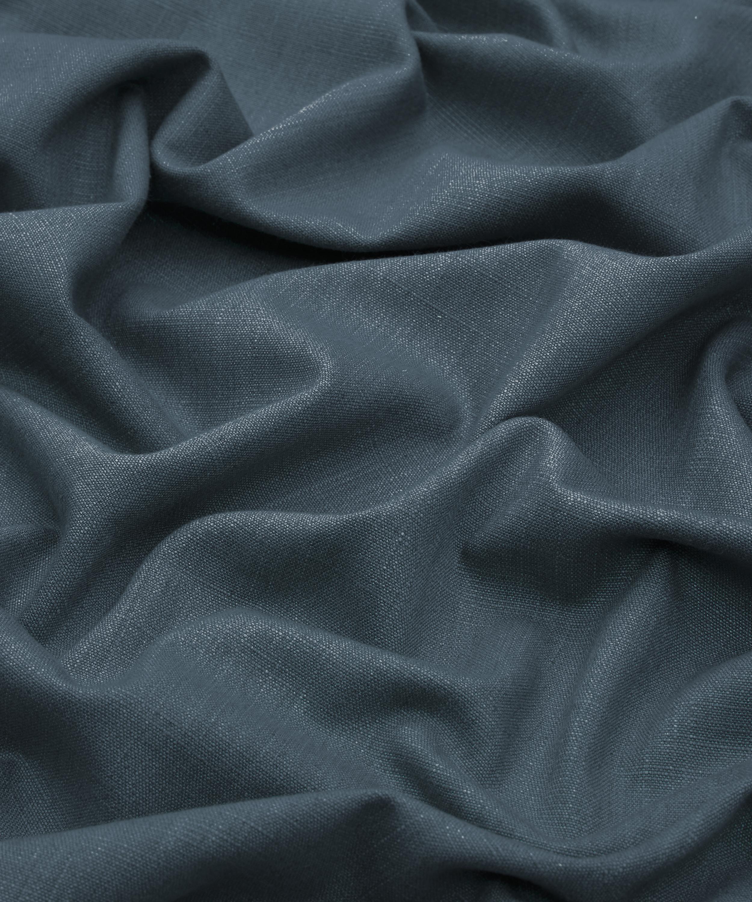 Liberty Interiors - Plain Lustre Linen in Pewter Blue image number 4