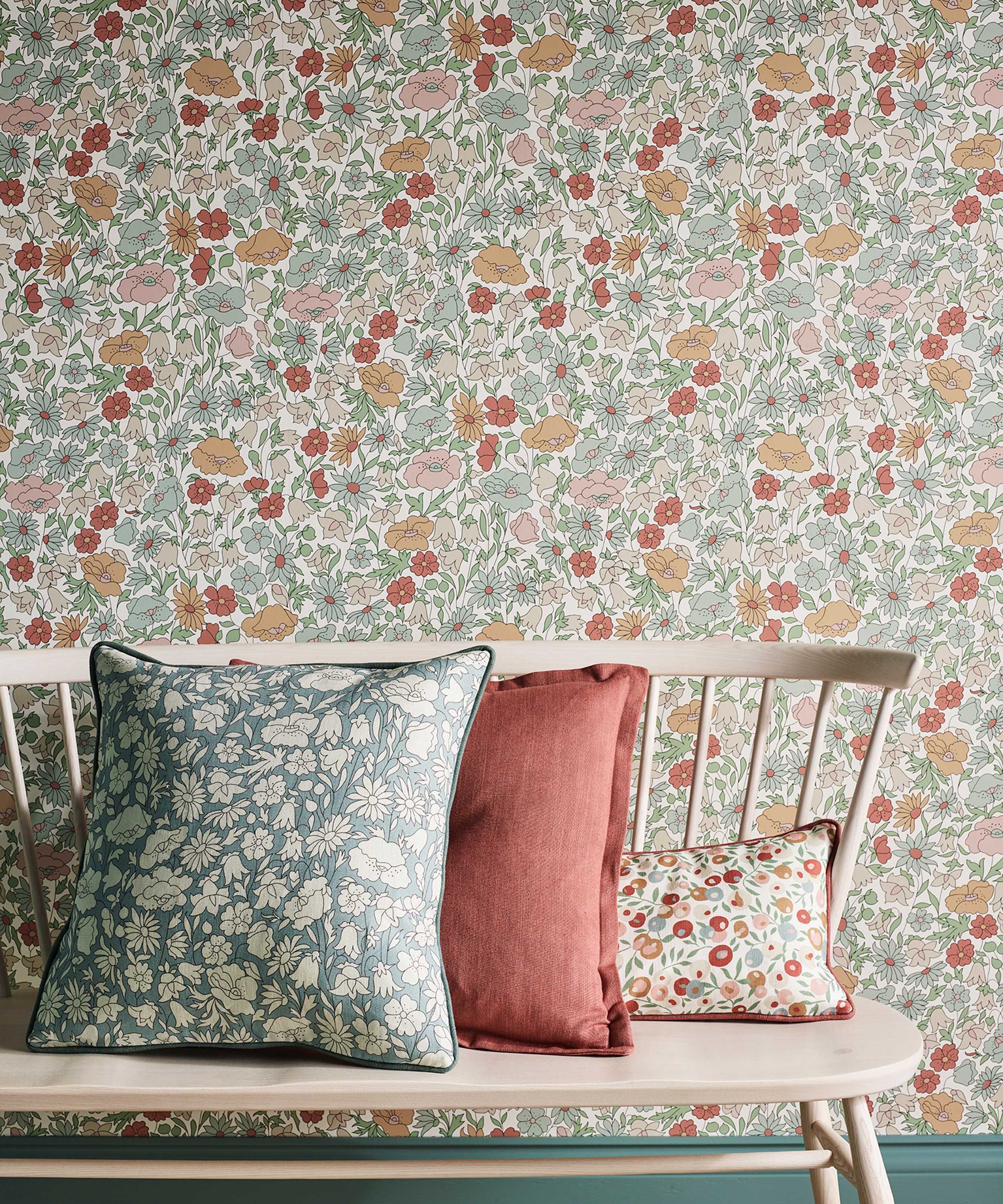Liberty Interiors - Poppy Meadowfield Wallpaper in Lichen image number 5