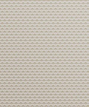 Liberty Interiors - Deco Scallop Wallpaper in Pewter White image number 4
