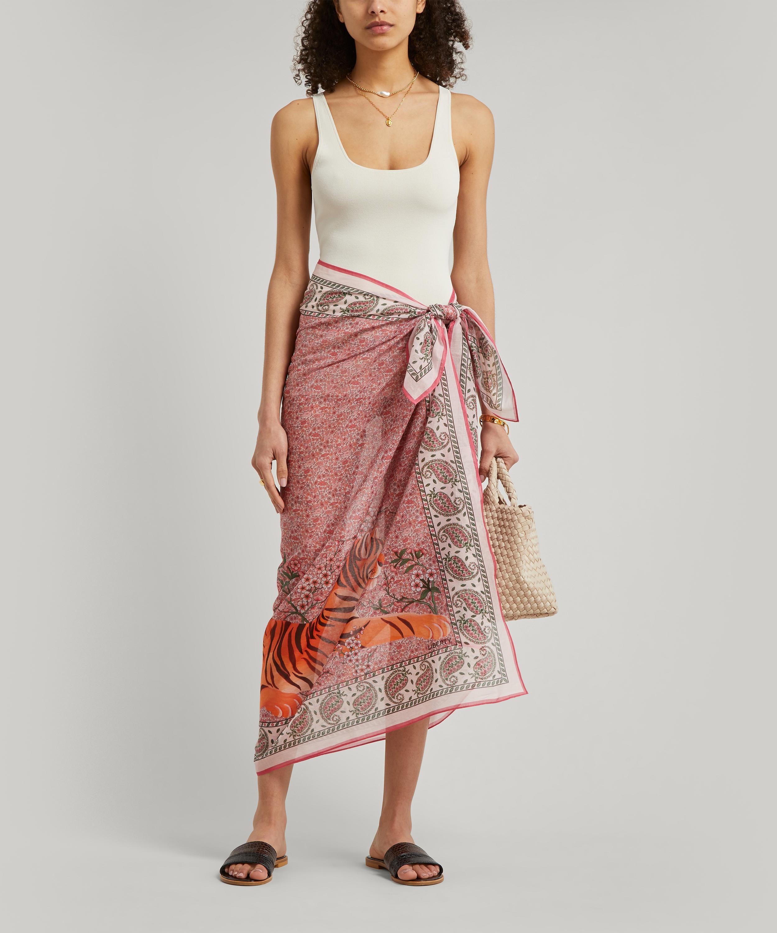 Liberty - Tiger Poppy Persia 147 x 111cm Cotton Sarong image number 1
