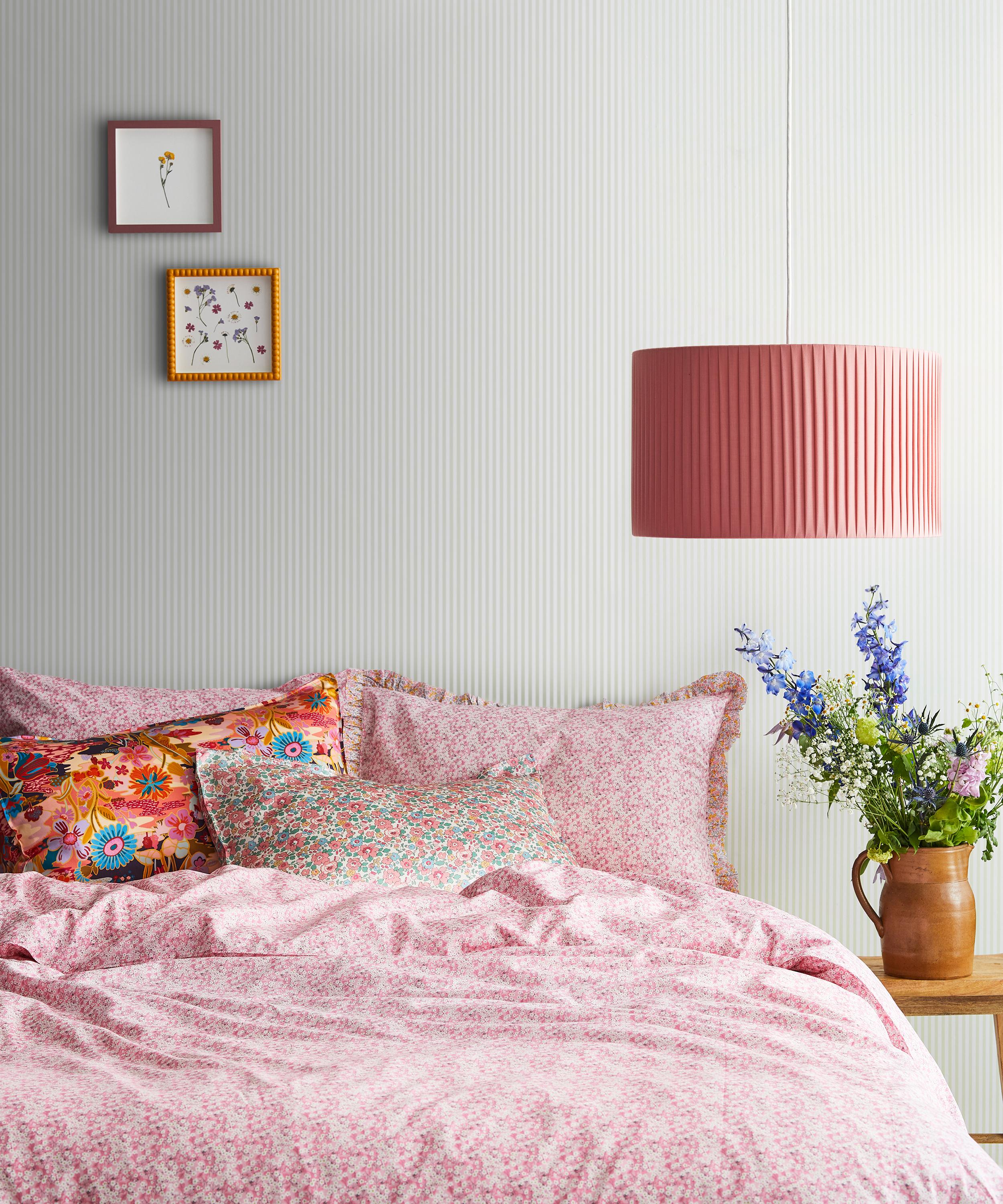 Coco & Wolf - Mitsi Valeria Super King Duvet Cover Set image number 1