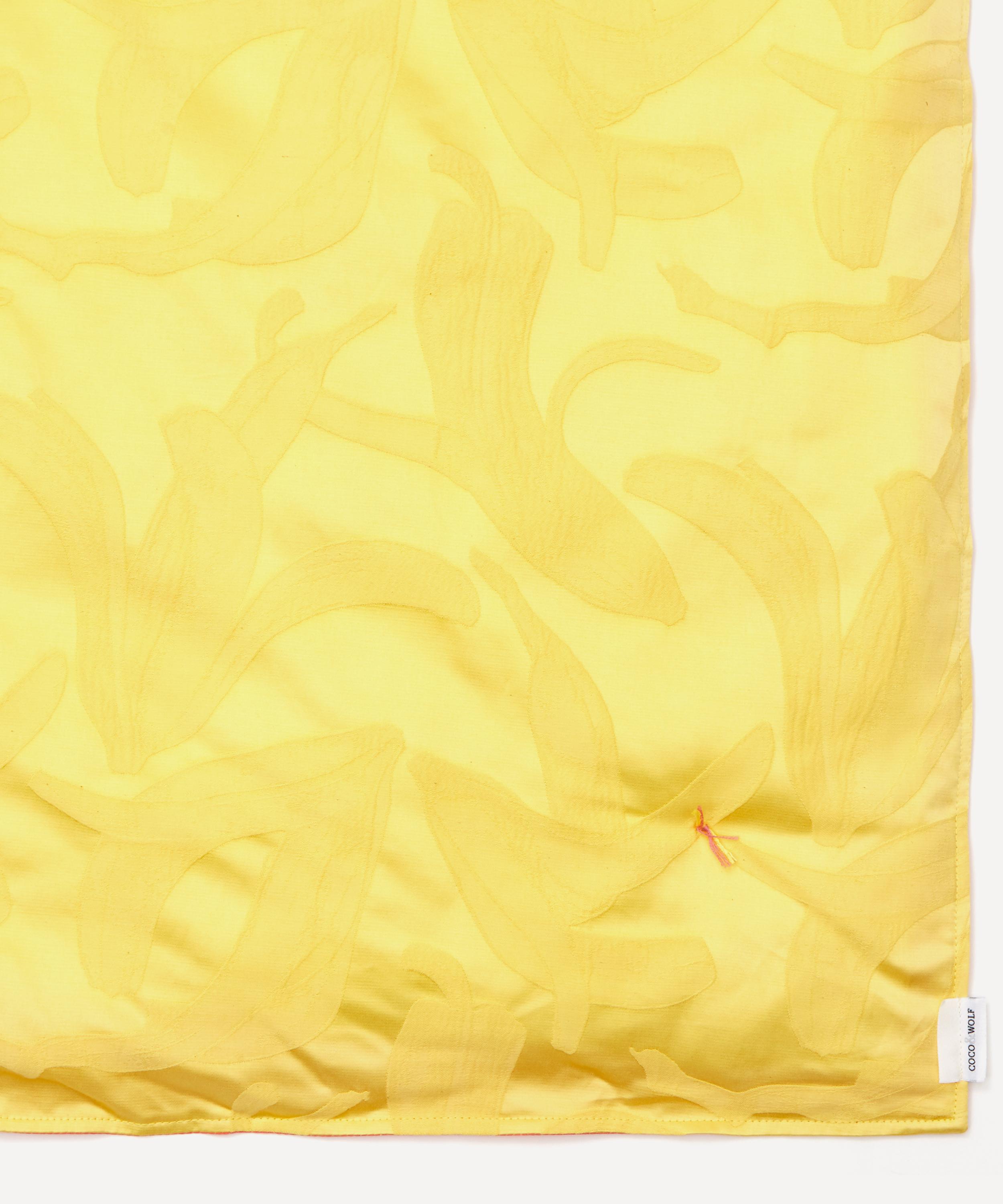 Coco & Wolf - Straight Banana Jacquard Stitch King Quilt image number 4