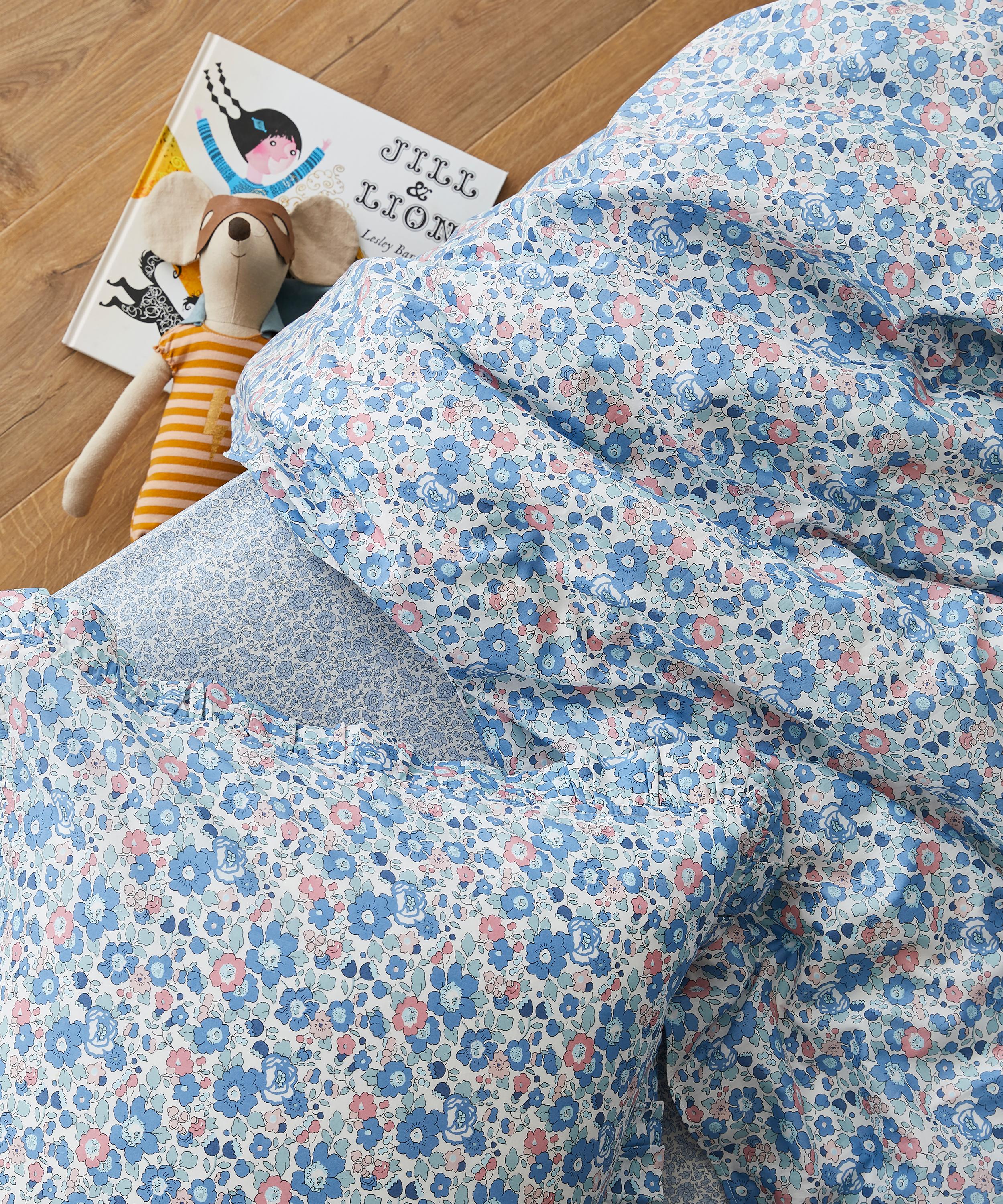 Coco & Wolf - Betsy Reversible Cot Bed Blanket image number 1
