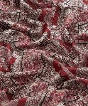 Liberty Fabrics - Tudor Belle Tana Lawn™ Cotton image number 3