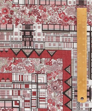 Liberty Fabrics - Tudor Belle Tana Lawn™ Cotton image number 4