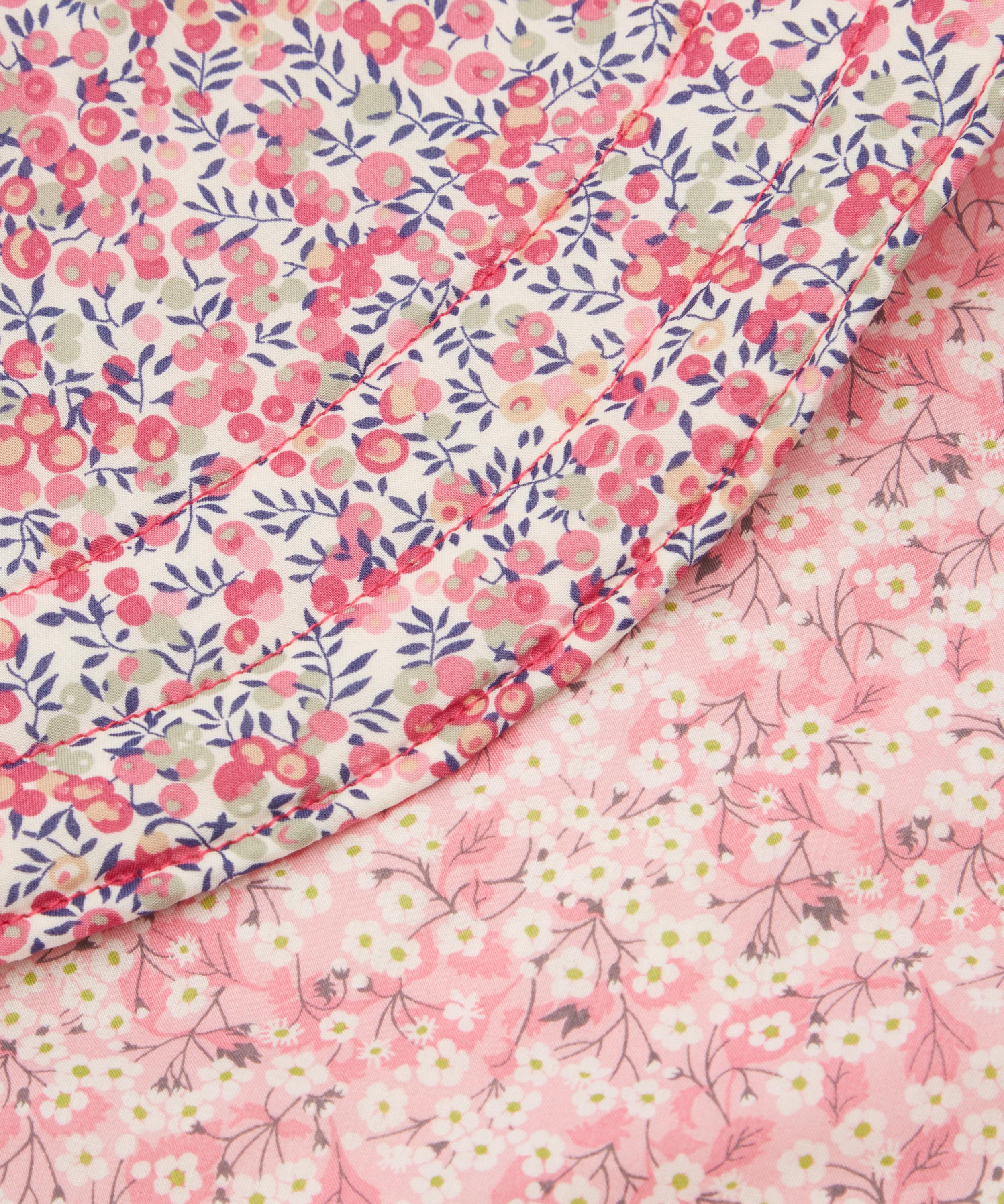 Coco & Wolf - Mitsi Valeria and Wiltshire Bud Stitch Edge Circle Placemat image number 2
