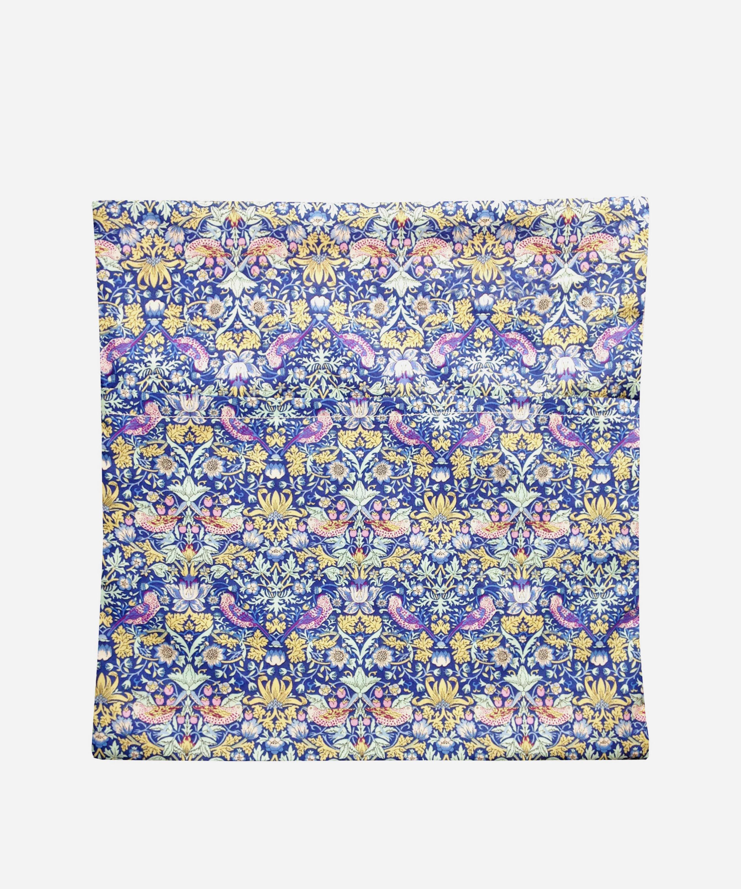 Alice Caroline - Hexagon Cushion Kit image number 1
