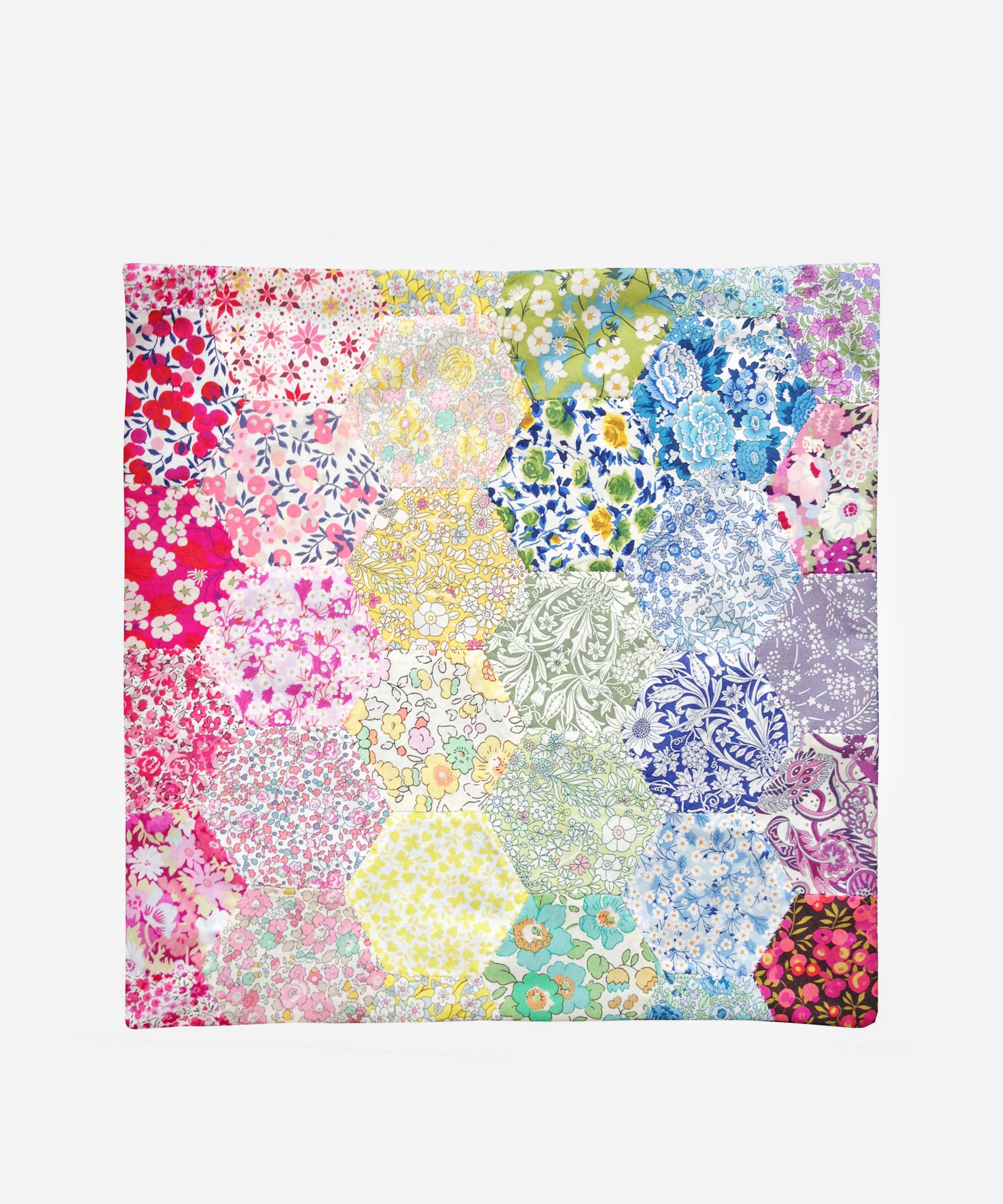 Alice Caroline - Hexagon Cushion Kit image number 2