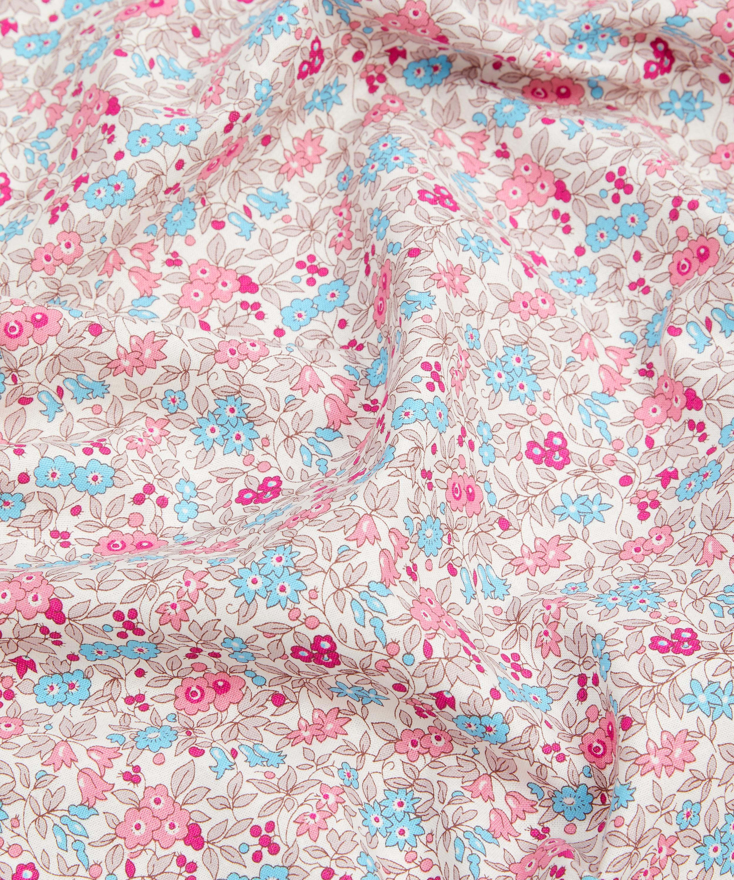 Liberty Fabrics - Forget Me Not Blossom Lasenby Quilting Cotton image number 4