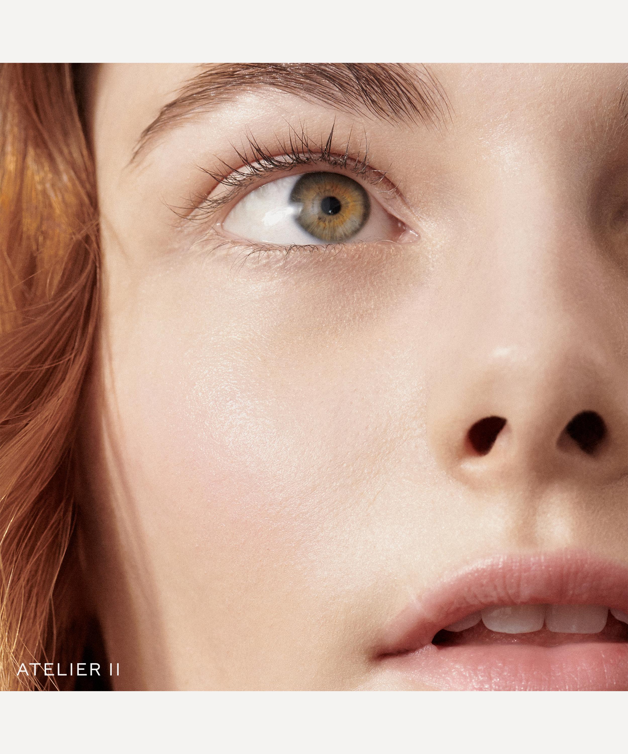 Westman Atelier - Vital Skin Foundation Stick 9g image number 2