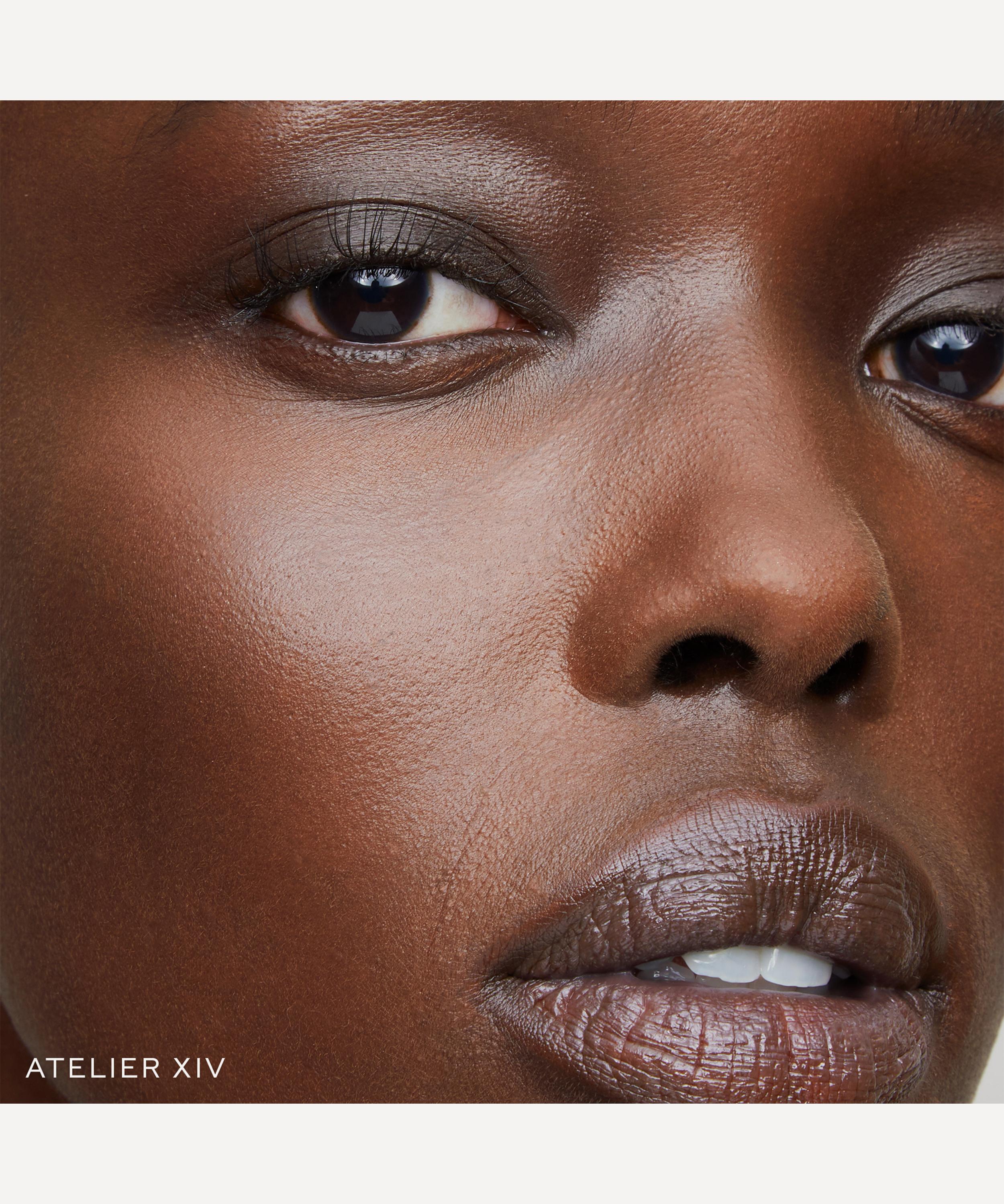 Westman Atelier - Vital Skin Foundation Stick 9g image number 2