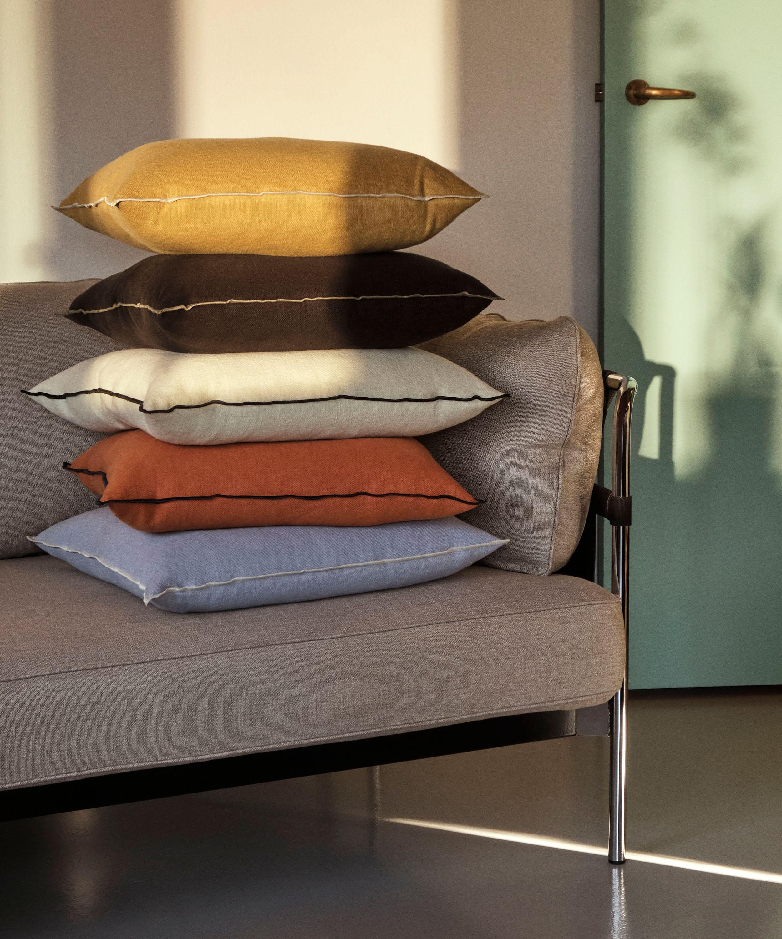 Four Winning Cushion Color Combinations