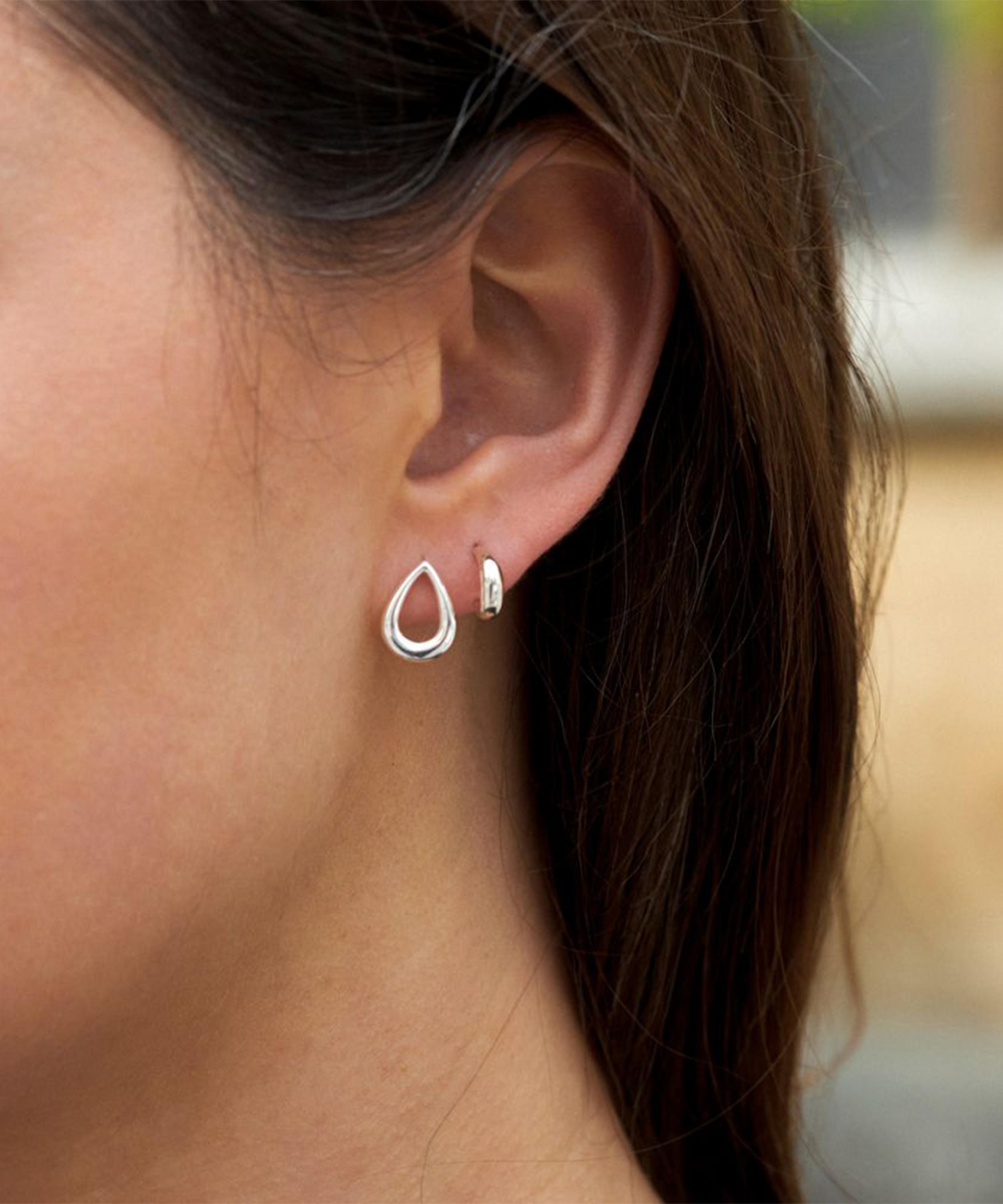 Raindrop hot sale earrings studs