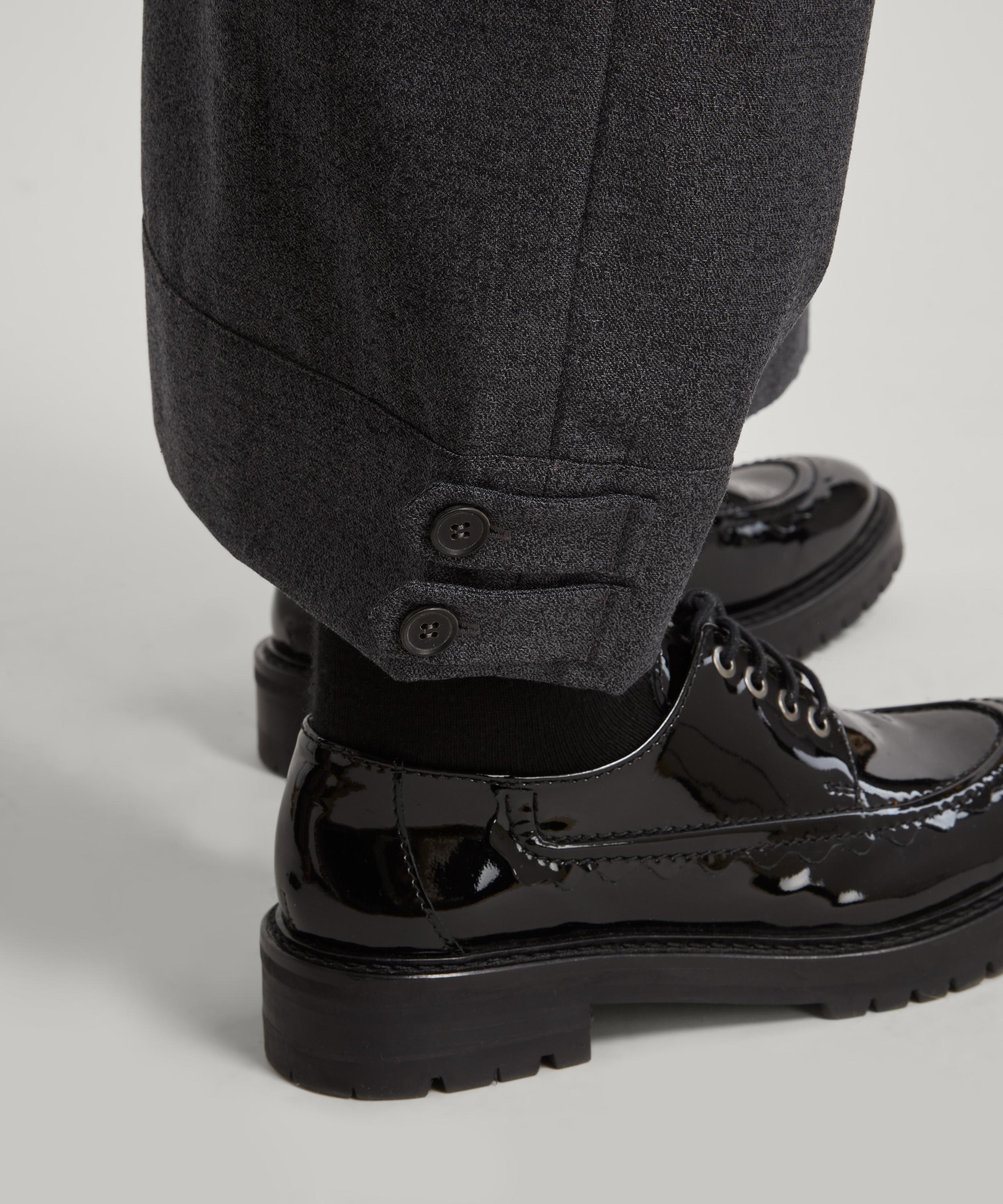 Eskandar - Slim Japanese-Style Trousers image number 4