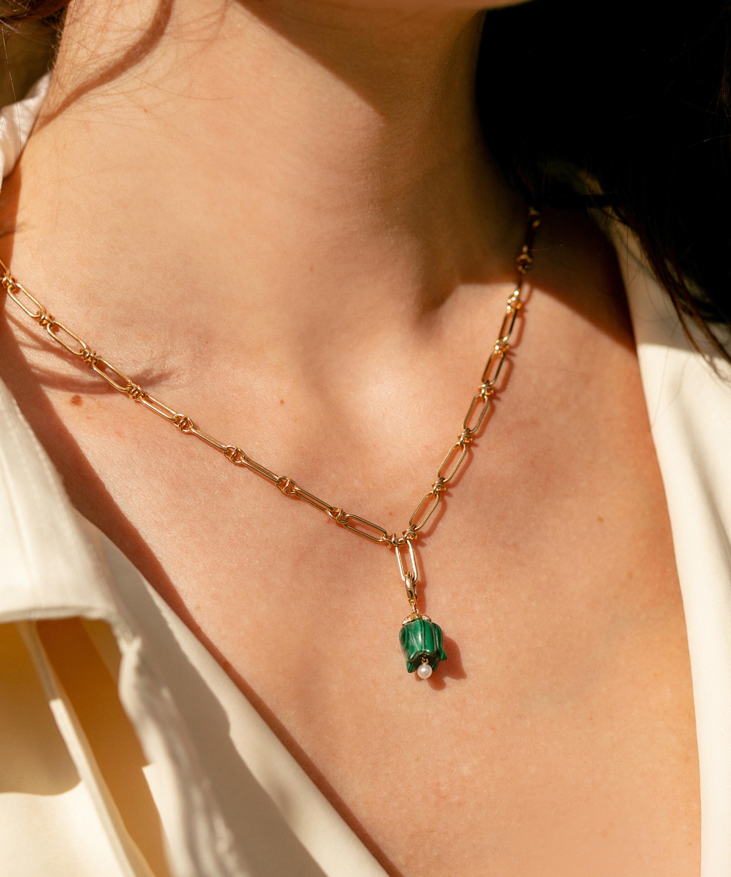 Annoushka - 18ct Gold Malachite and Pearl Tulip Charm image number 0