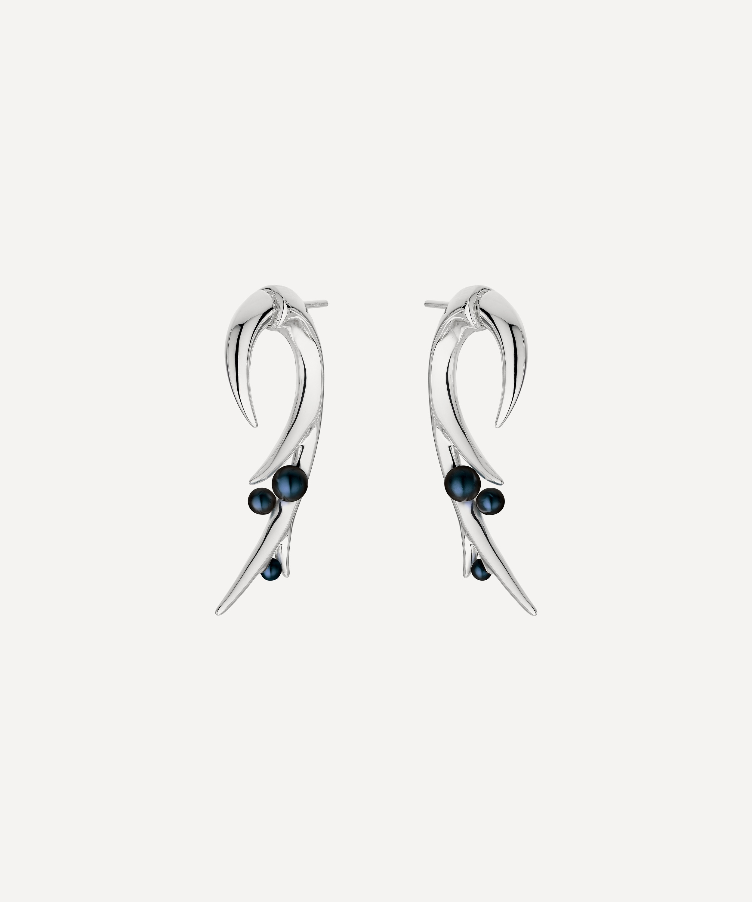 Shaun Leane - Silver Large Hooked Black Pearl Earrings image number 0