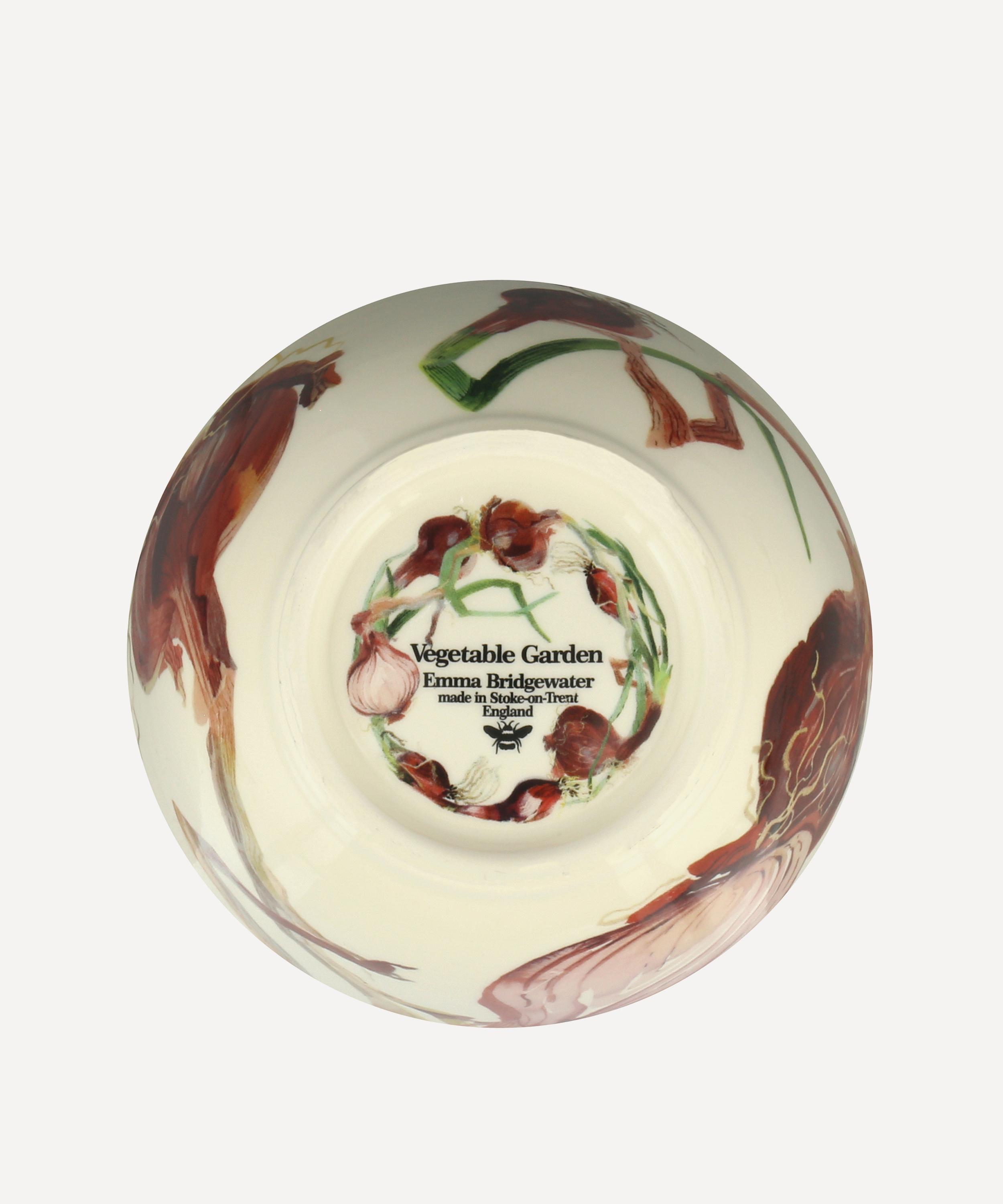 Emma Bridgewater - Vegetable Garden Red Onions Medium Old Bowl image number 4