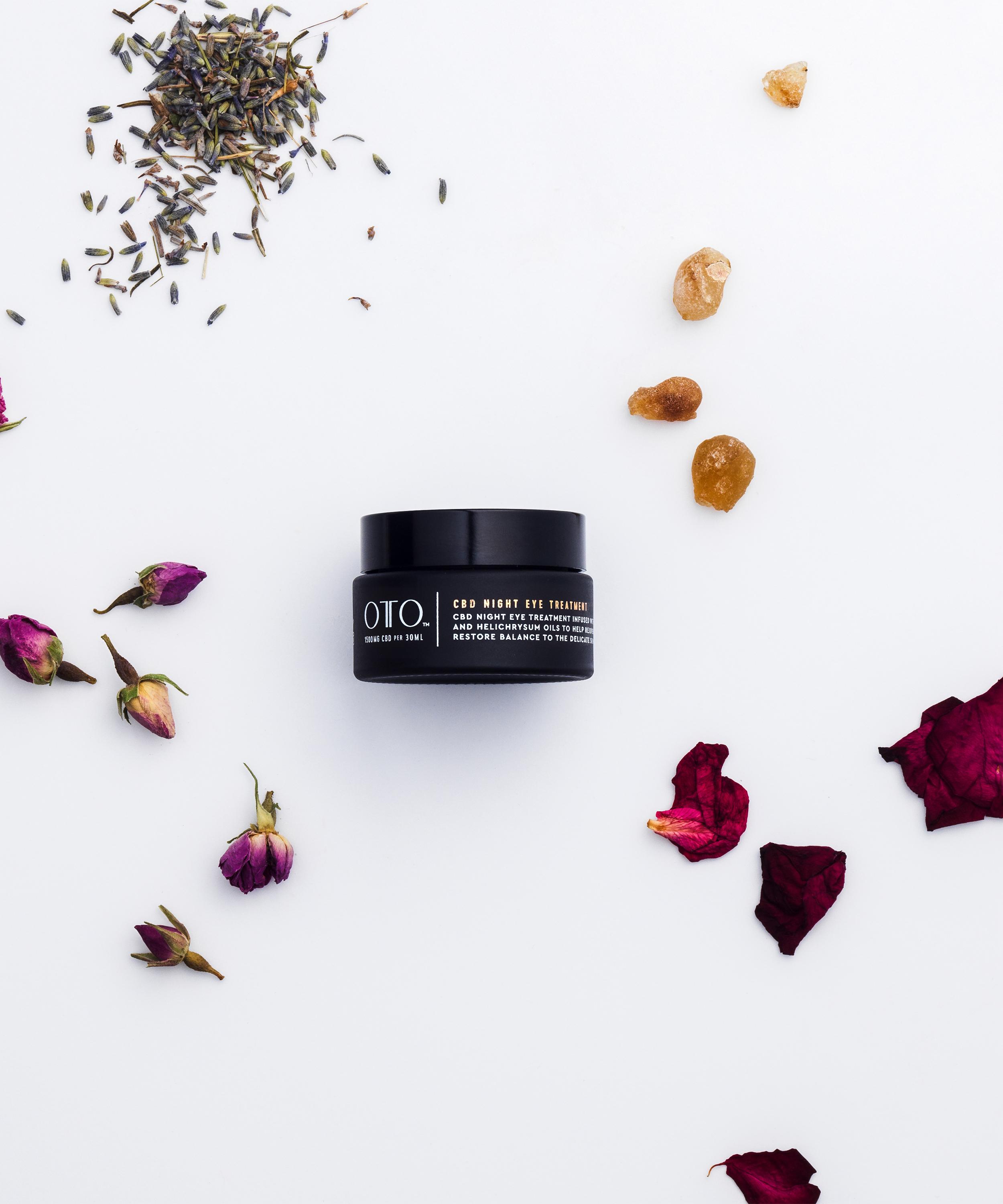 OTO - 750mg CBD Night Eye Treatment 15ml image number 2