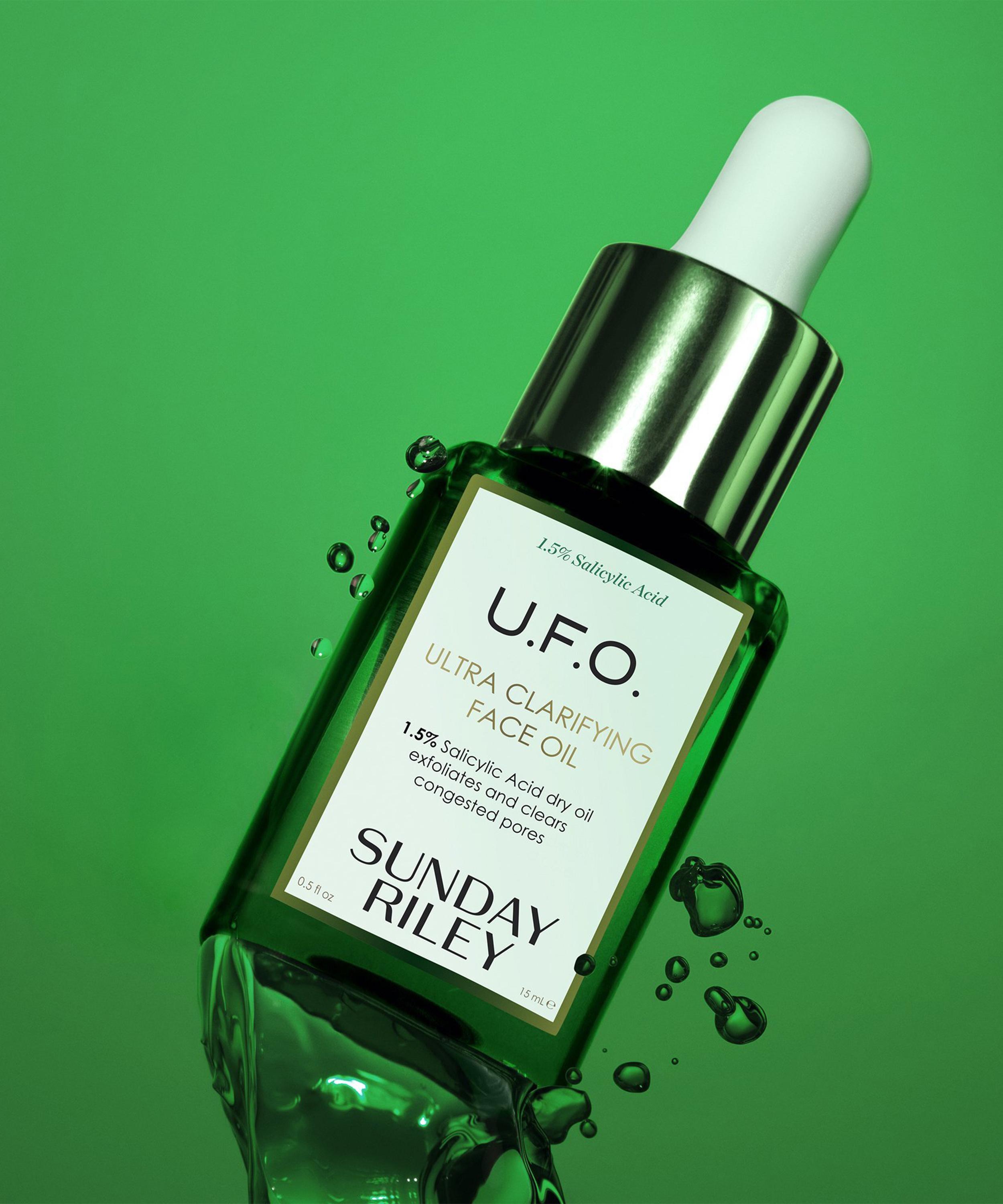 Sunday Riley - U.F.O. Ultra-Clarifying Acne Treatment Face Oil 15ml image number 3