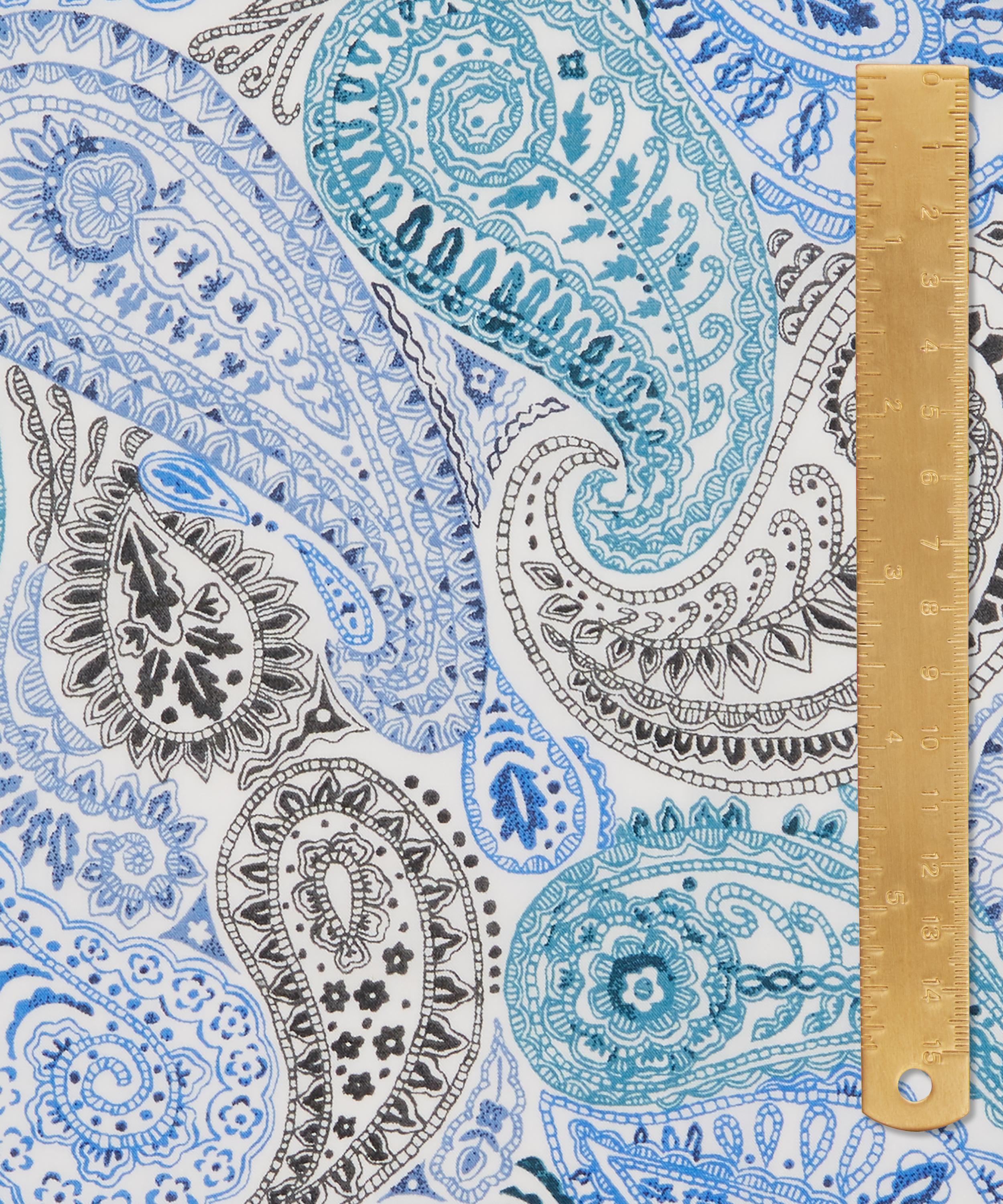 Liberty Fabrics - Deco Paisley Tana Lawn™ Cotton image number 4