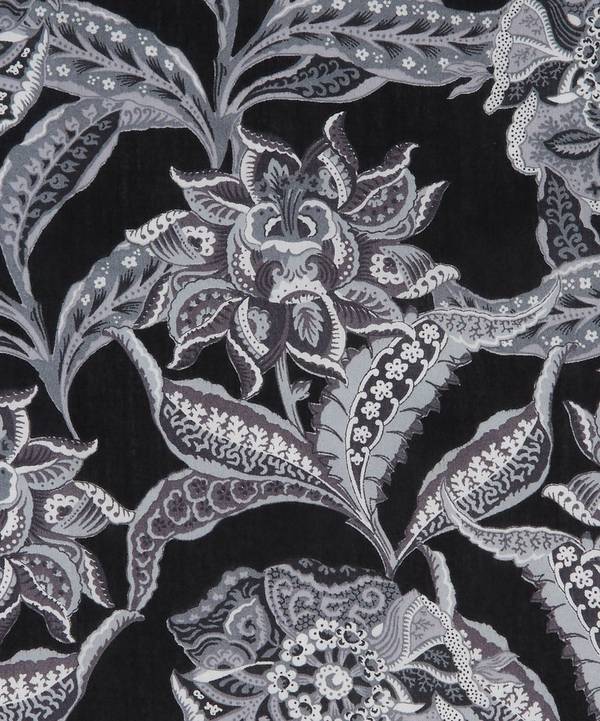 Liberty Fabrics - Floral Chintz Tana Lawn™ Cotton image number 0