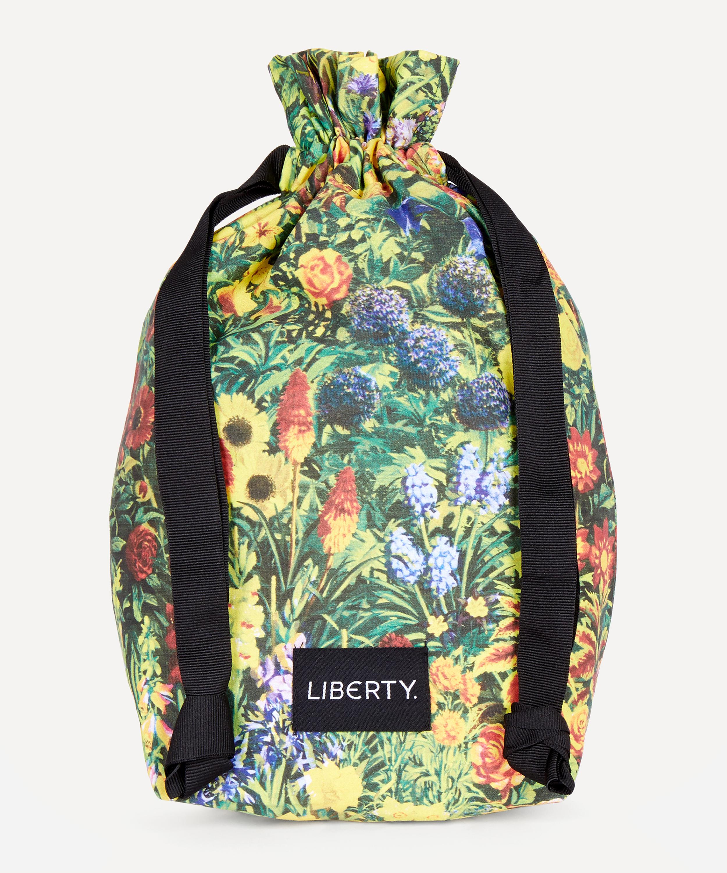 Liberty - Go Big Then Go Home Beauty Kit image number 3