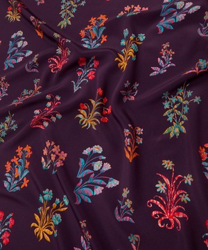 Liberty Fabrics - Botanical Tapestry Crepe de Chine image number 3