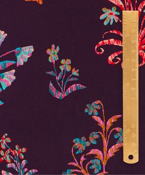 Liberty Fabrics - Botanical Tapestry Crepe de Chine image number 4