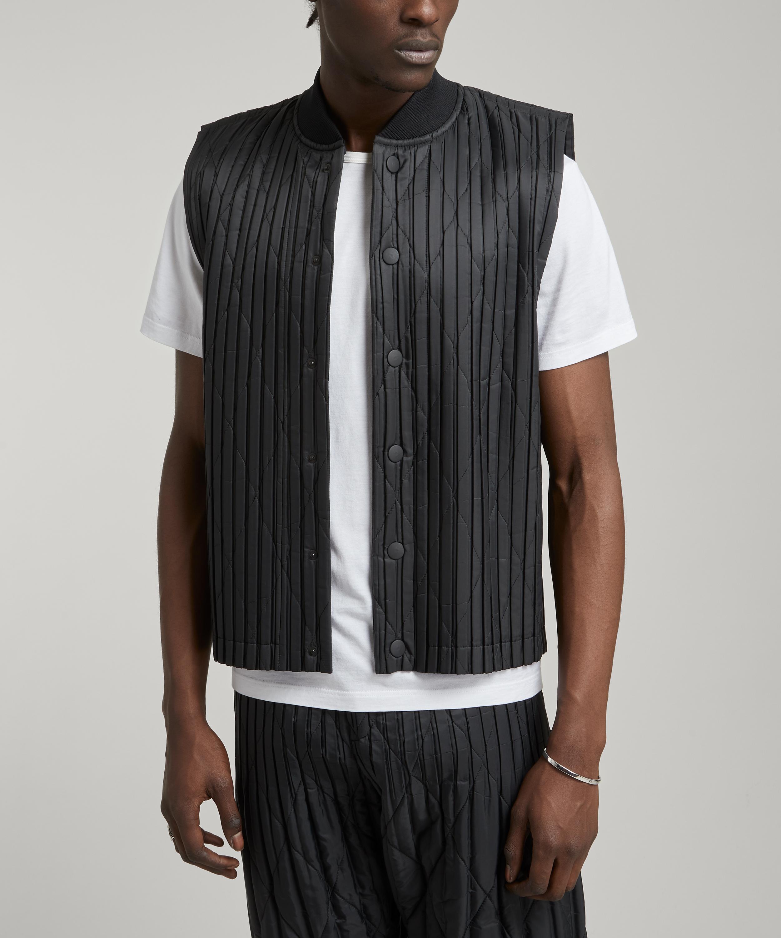 HOMME PLISSÉ オムプリッセ 24AW TAILORED PLEATS HOMME PLISSÉ ISSEY MIYAKE SPRING SUMMER 2024 コレクション 24