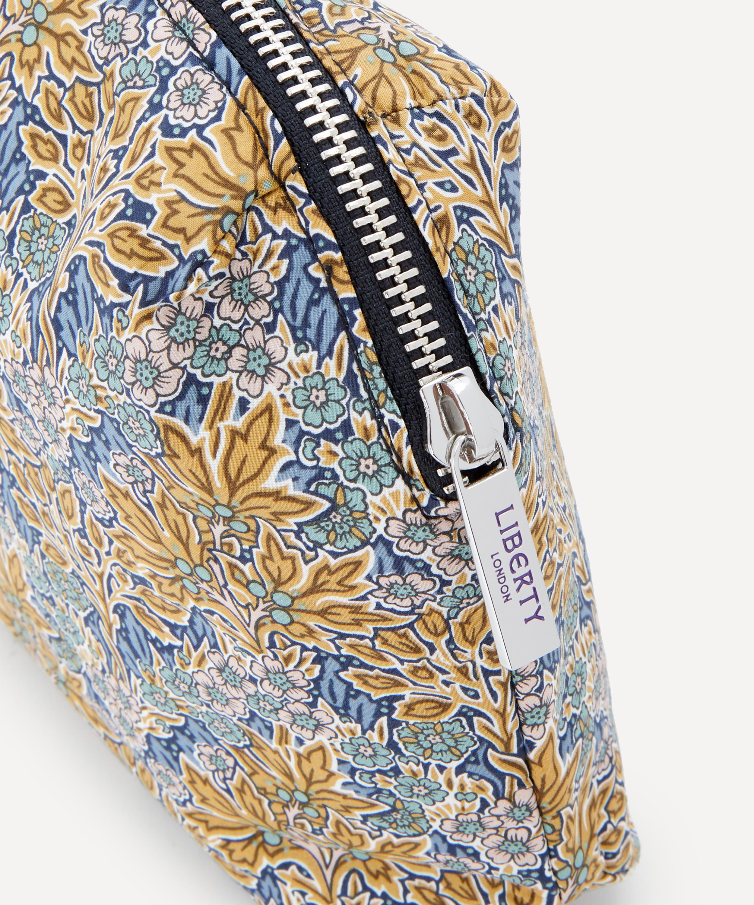 Liberty - Christmas Sleep Kit 2021 image number 