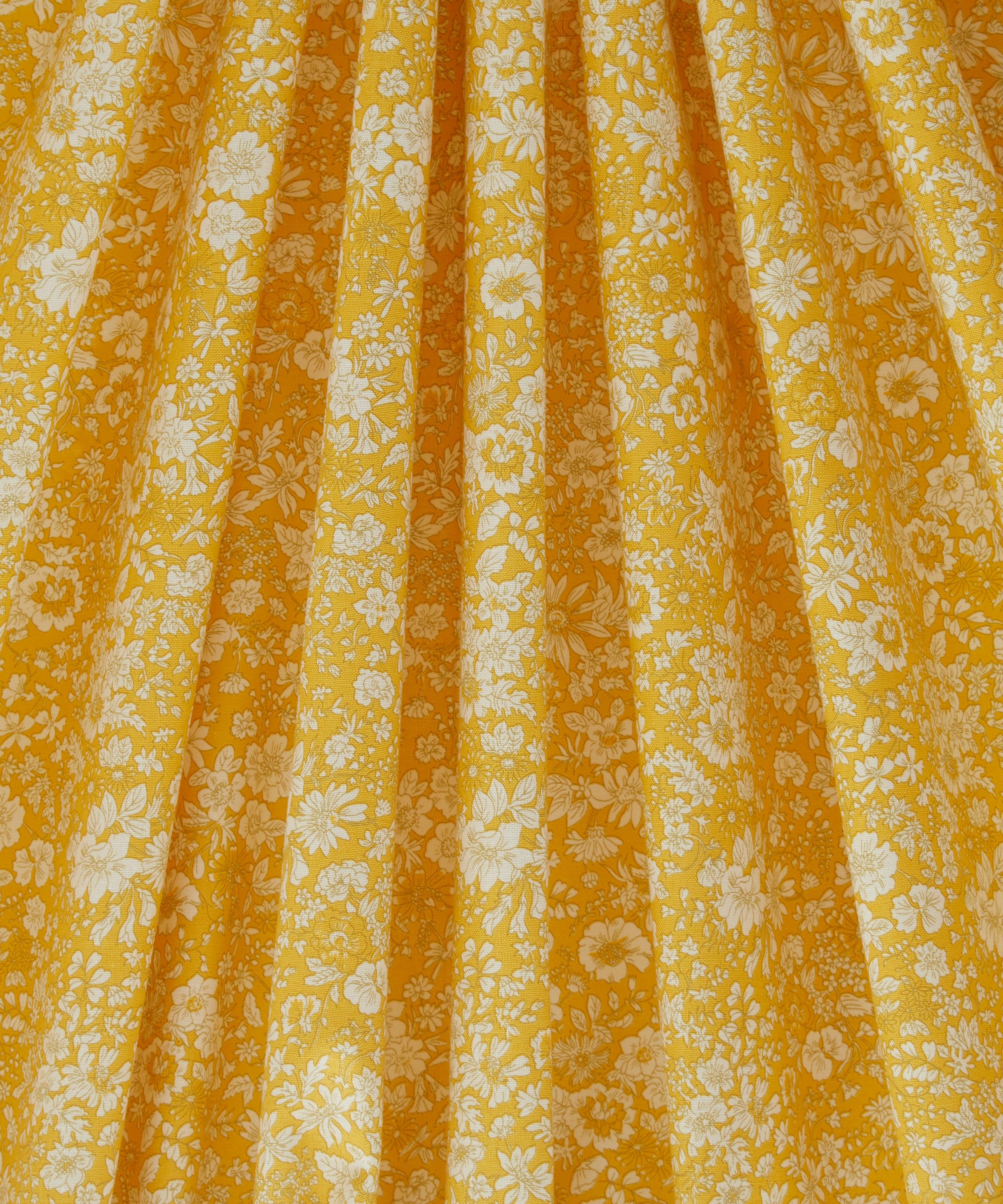 Liberty Fabrics - Emily Silhouette Lasenby Quilting Cotton image number 3
