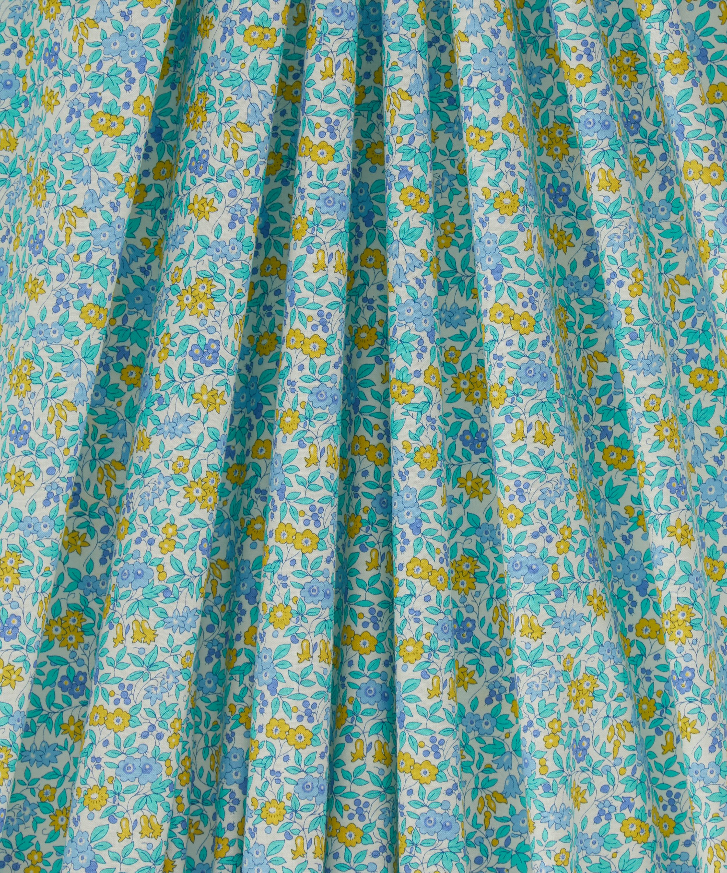 Liberty Fabrics - Forget Me Not Blossom Lasenby Quilting Cotton image number 3