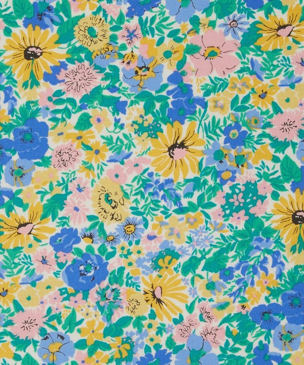 Liberty Fabrics - Malvern Meadow Lasenby Quilting Cotton image number null