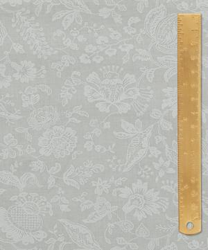 Liberty Fabrics - Victoria Lace Floral Lasenby Quilting Cotton image number 4