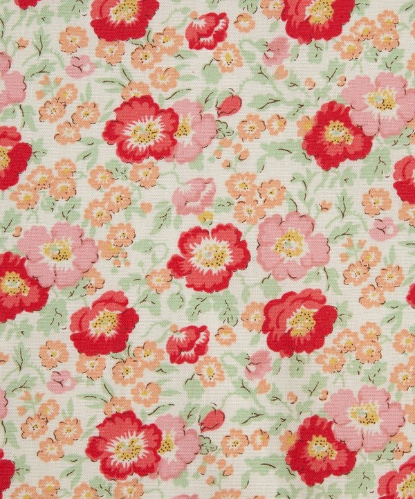 Liberty Fabrics - Coastal Flowers Lasenby Quilting Cotton image number null
