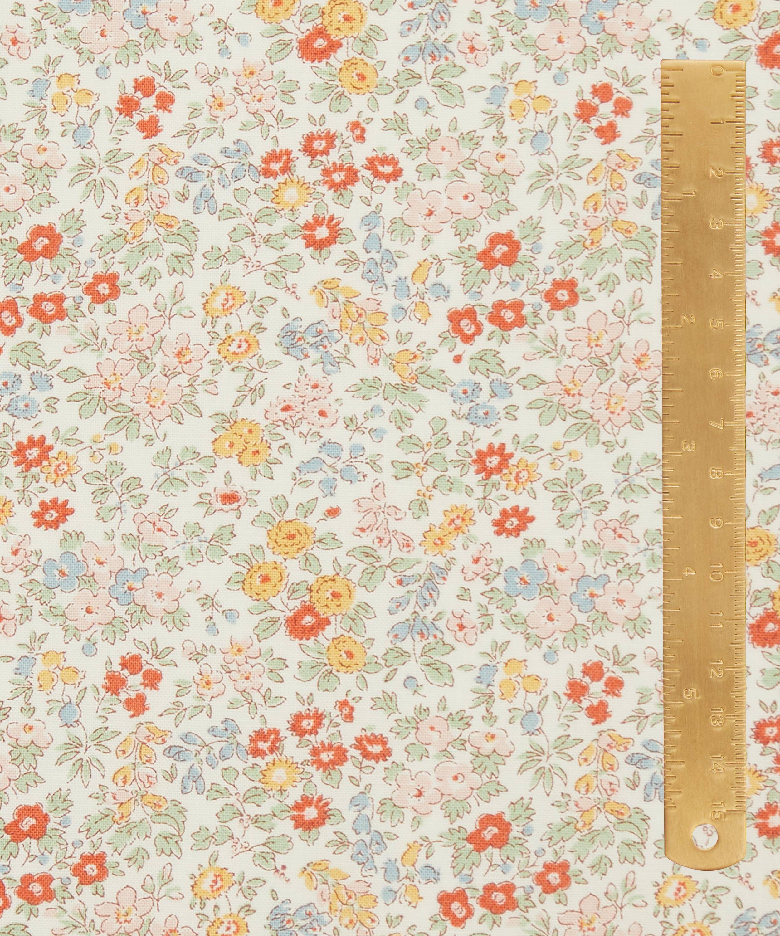 Liberty Fabrics - Summer Meadow Lasenby Quilting Cotton image number 4