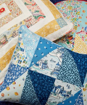 Liberty Fabrics - Summer Sketch Lasenby Quilting Cotton image number 1