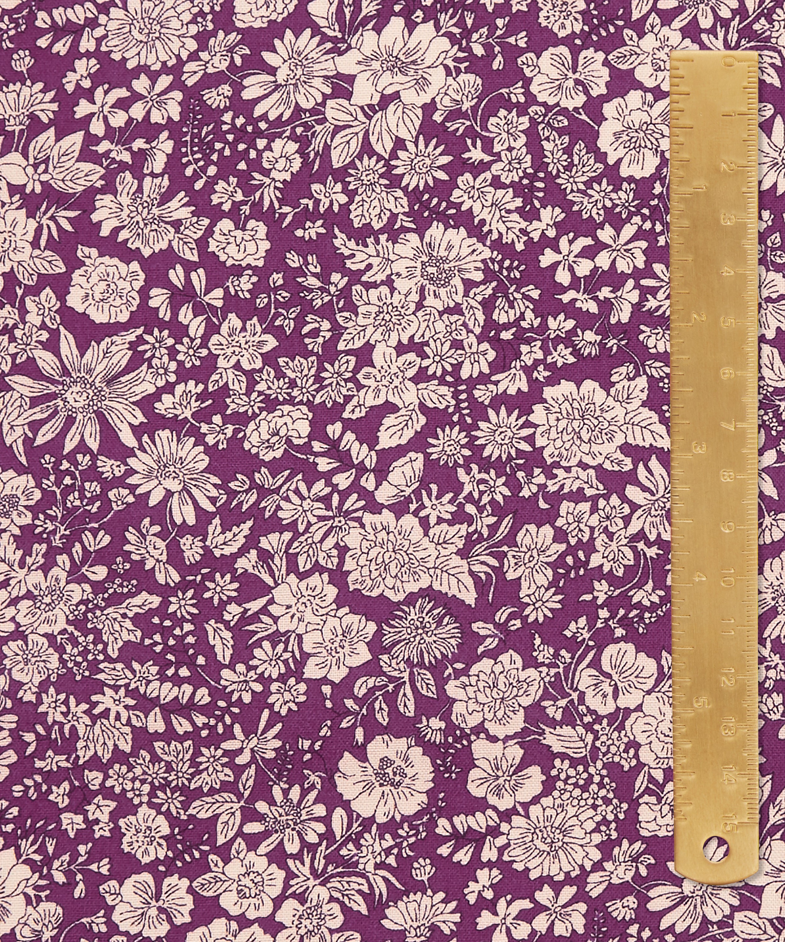 Liberty Fabrics - Crocus Emily Belle Lasenby Quilting Cotton image number 4