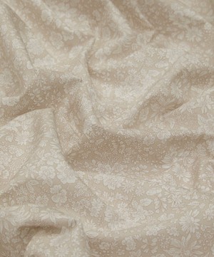 Liberty Fabrics - Parchment Emily Belle Lasenby Quilting Cotton image number 3