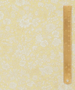 Liberty Fabrics - Magnolia Emily Belle Lasenby Quilting Cotton image number 4