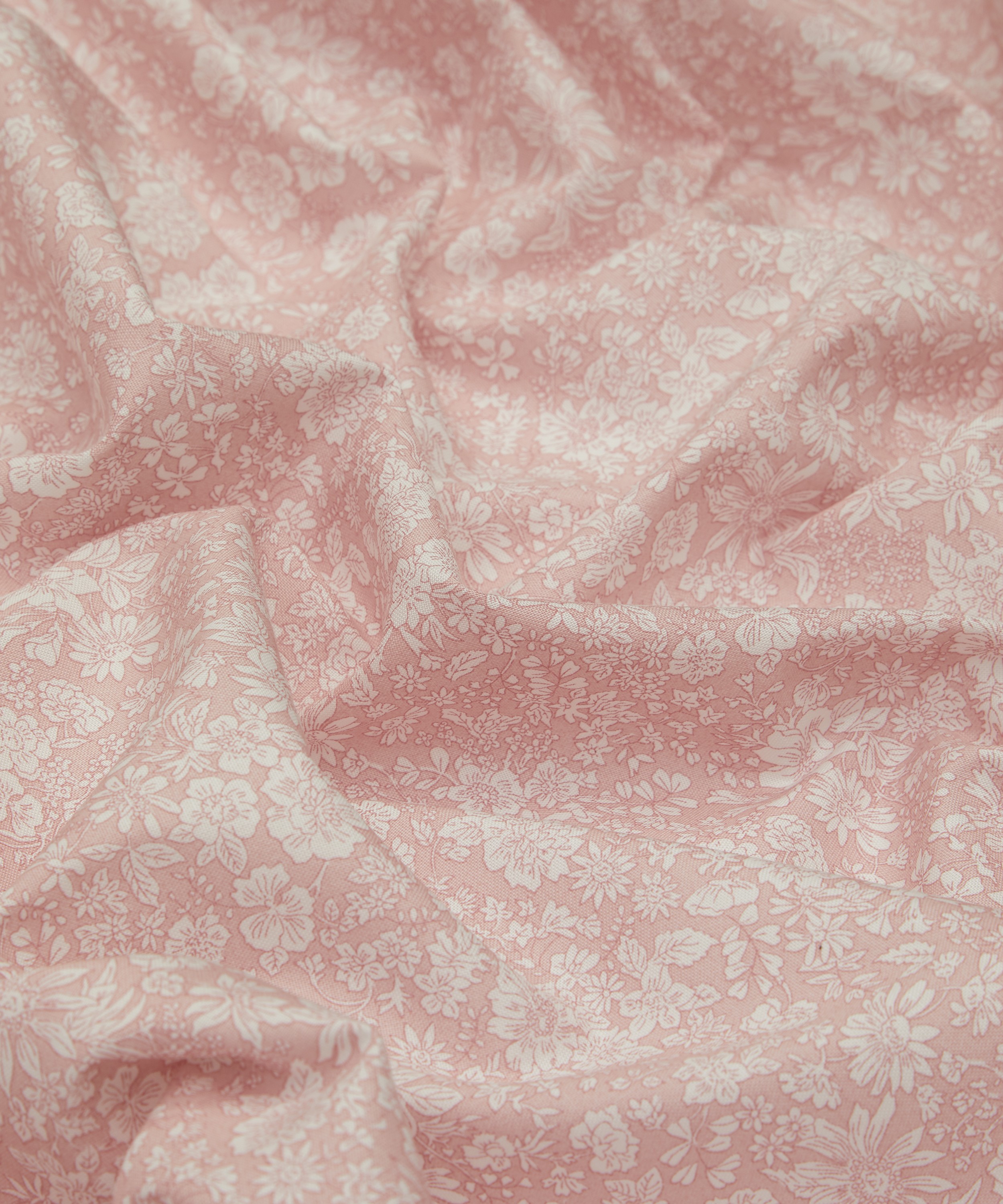 Liberty Fabrics - Powder Rose Emily Belle Lasenby Quilting Cotton image number 3