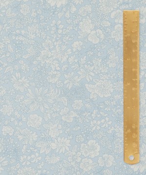 Liberty Fabrics - Pale Sky Emily Belle Lasenby Quilting Cotton image number 4