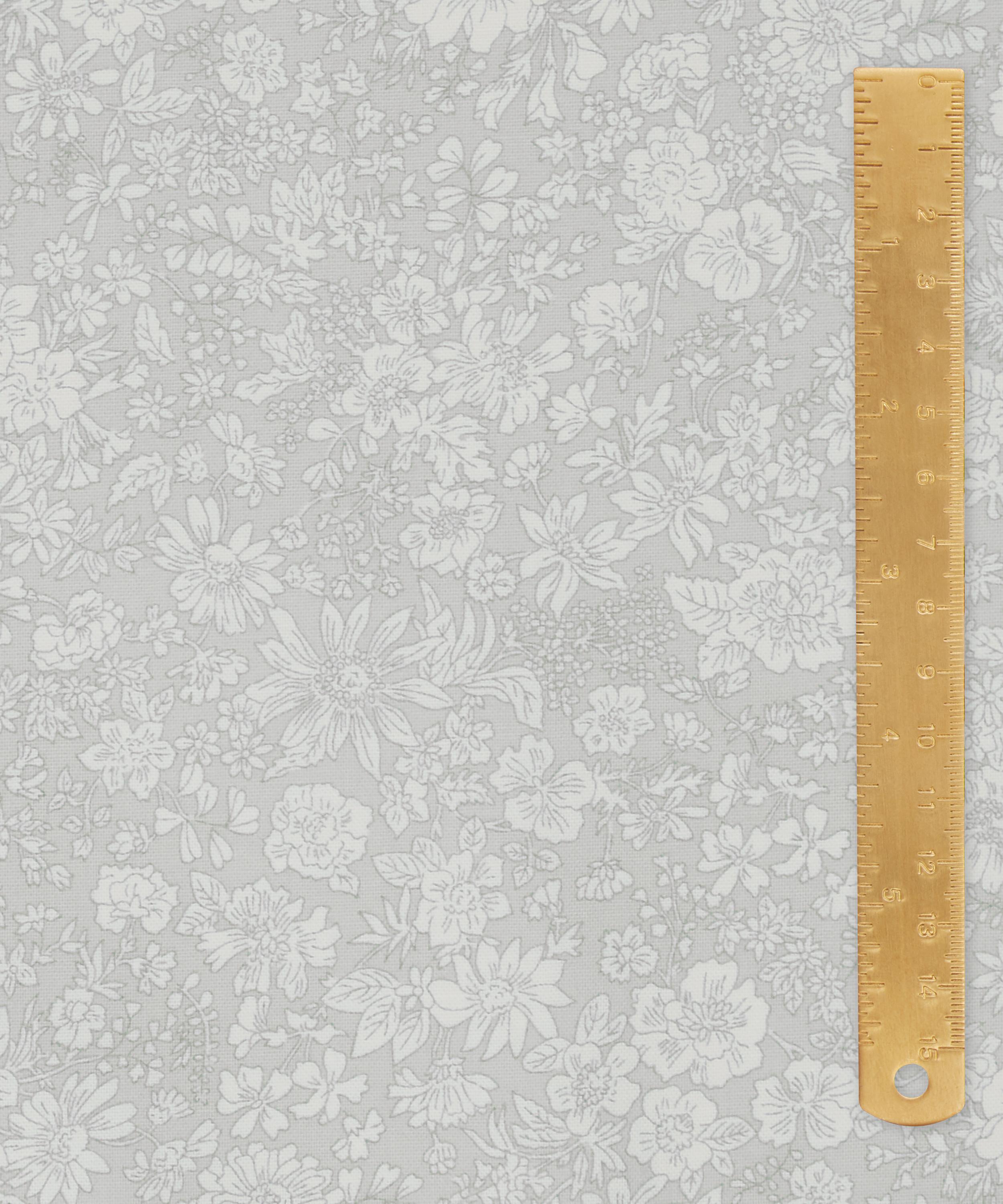 Liberty Fabrics - Silver Birch Emily Belle Lasenby Quilting Cotton image number 4