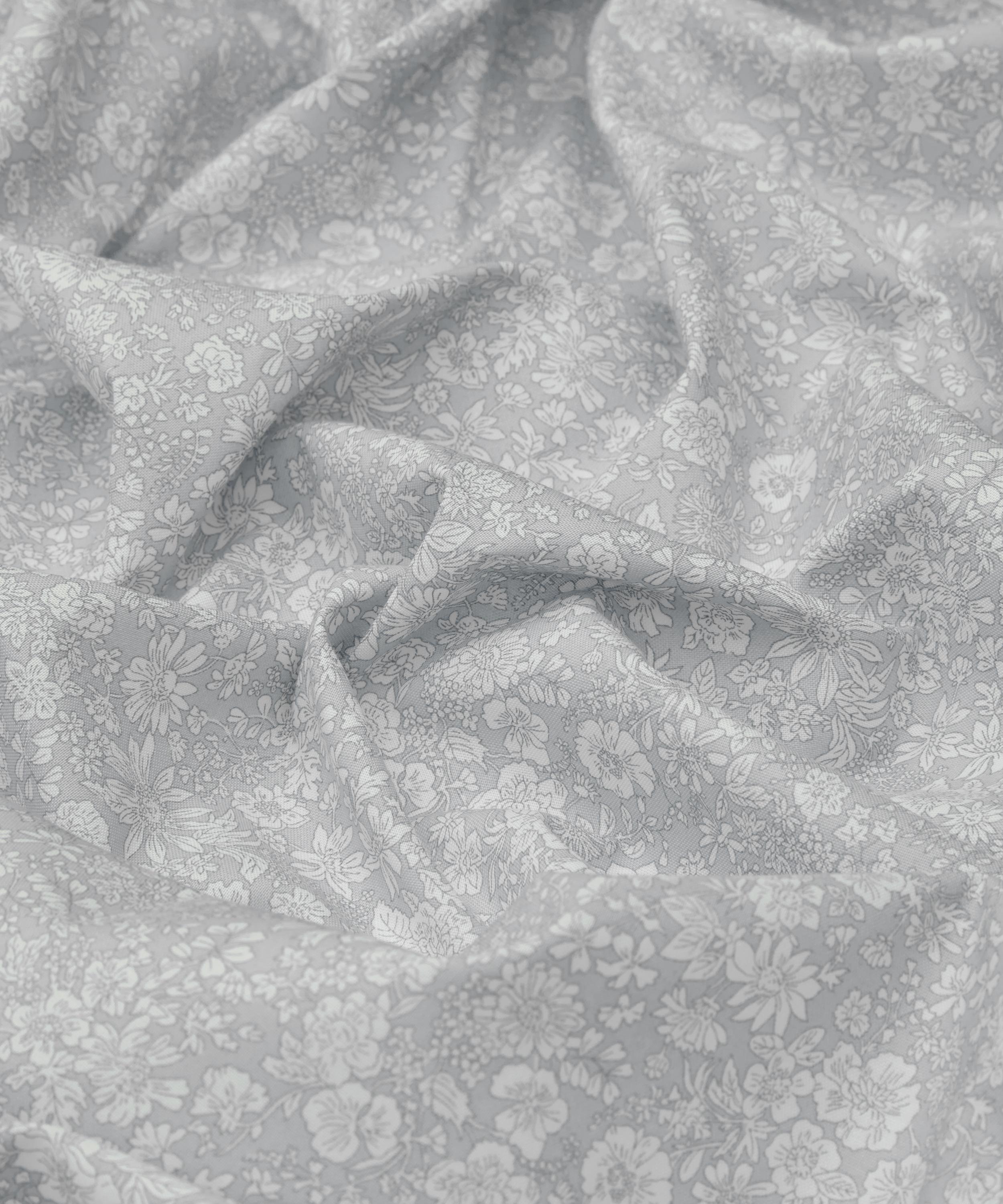 Liberty Fabrics - Shadow Emily Belle Lasenby Quilting Cotton image number 3