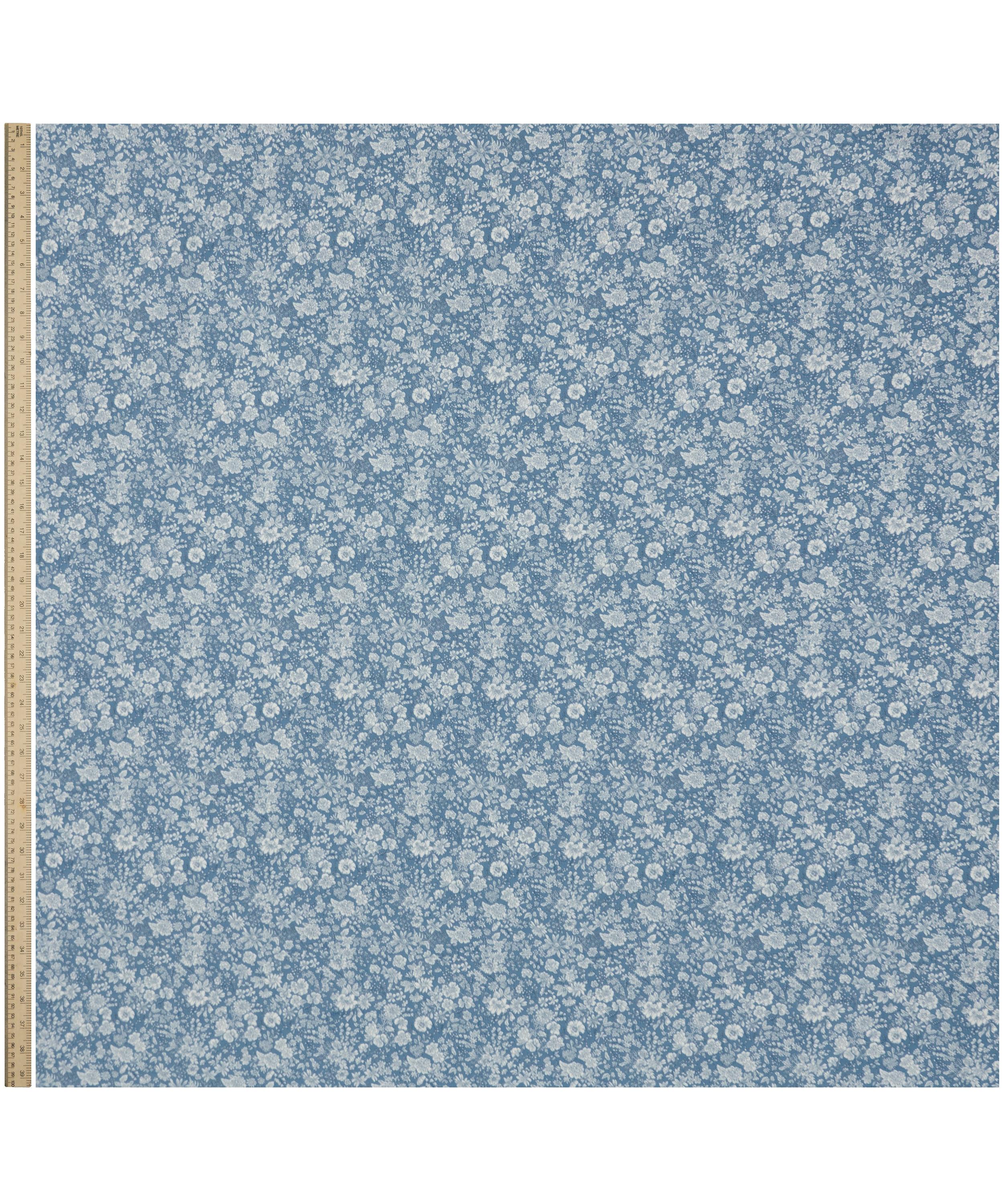 Liberty Fabrics - Evening Sky Emily Belle Lasenby Quilting Cotton image number 2