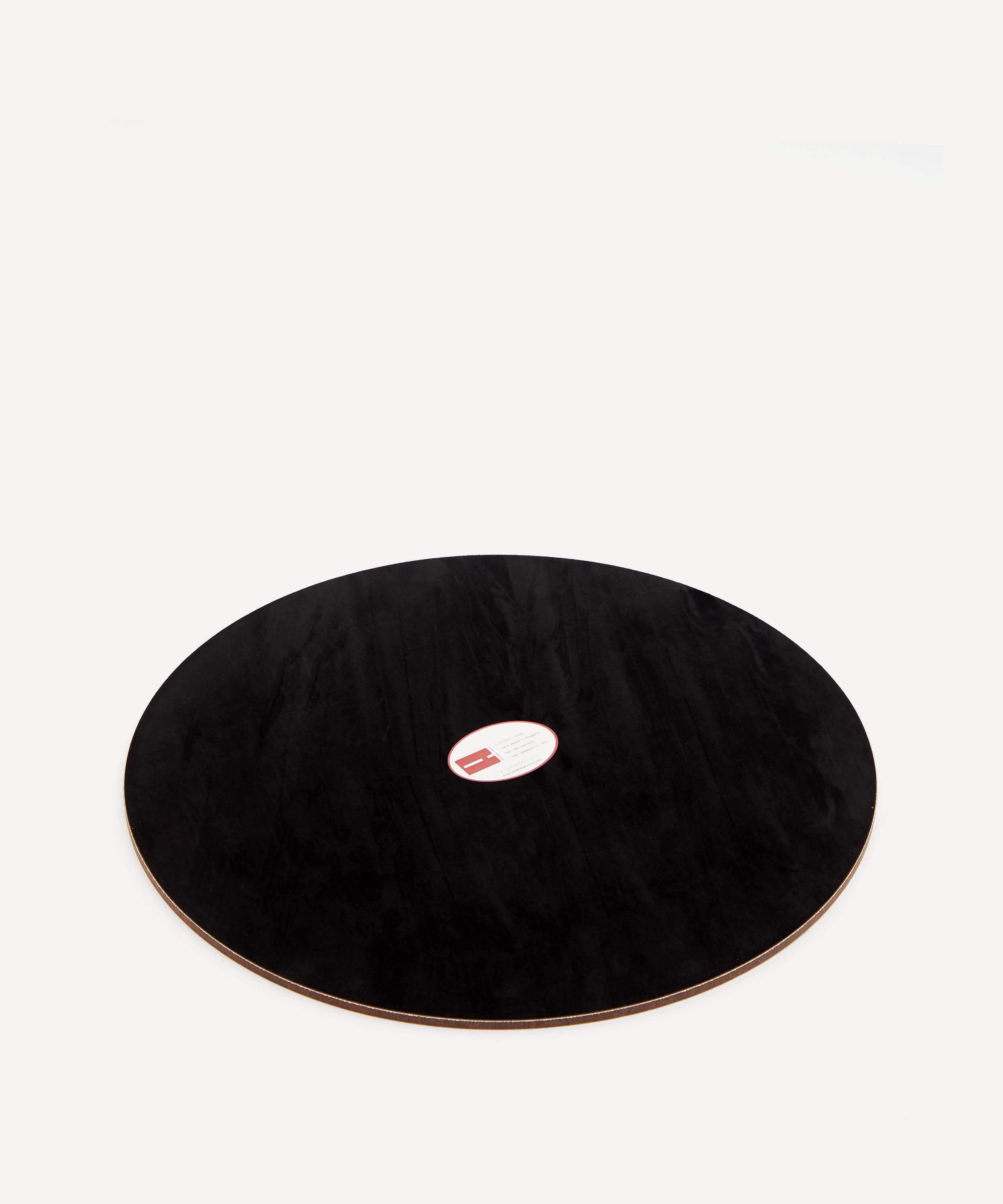 Avenida Home - Geese Round Table Mat image number 2