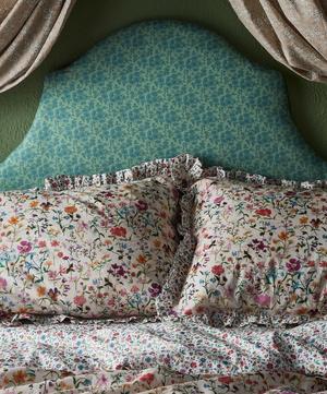 Coco & Wolf - Linen Garden and Floral Stencil Single Heirloom Quilt image number 1
