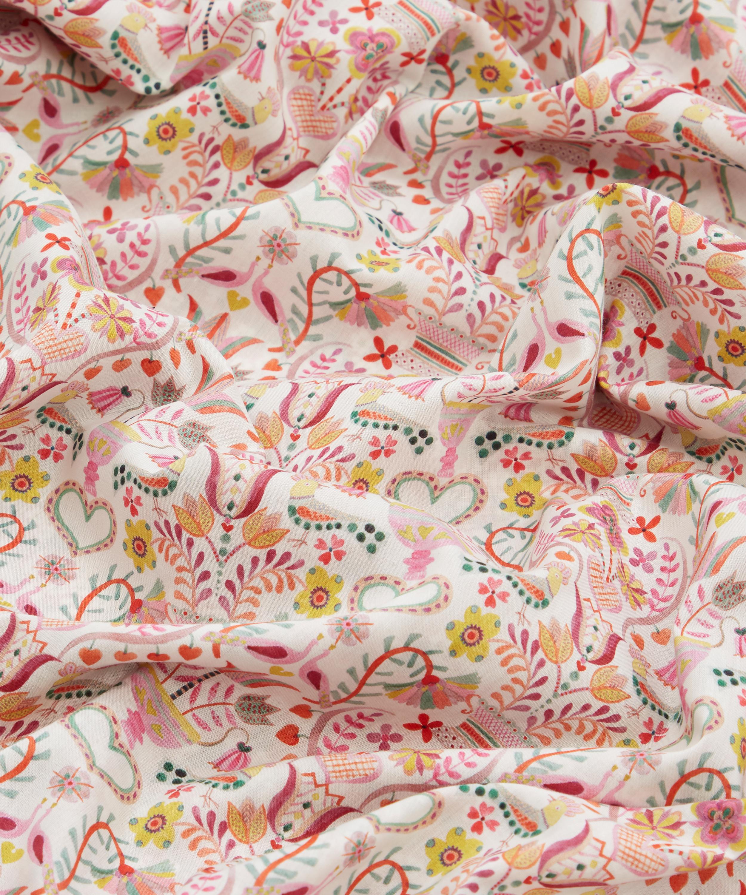 Coco & Wolf - Love Birds and Mitsi Valeria Wavy Edge Tablecloth Medium image number 3